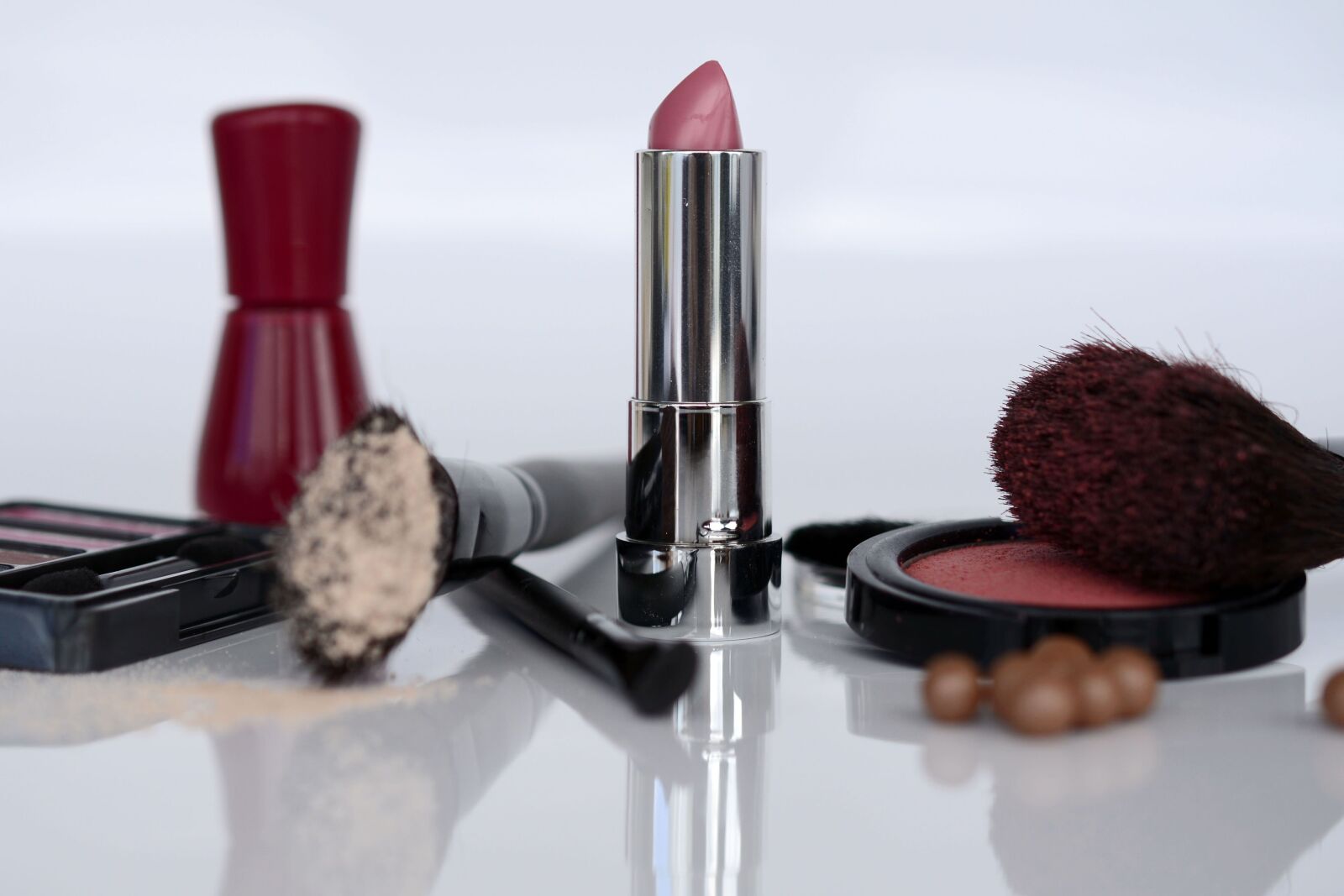 Nikon D7100 sample photo. Cosmetics, lipstick, eye shadow photography