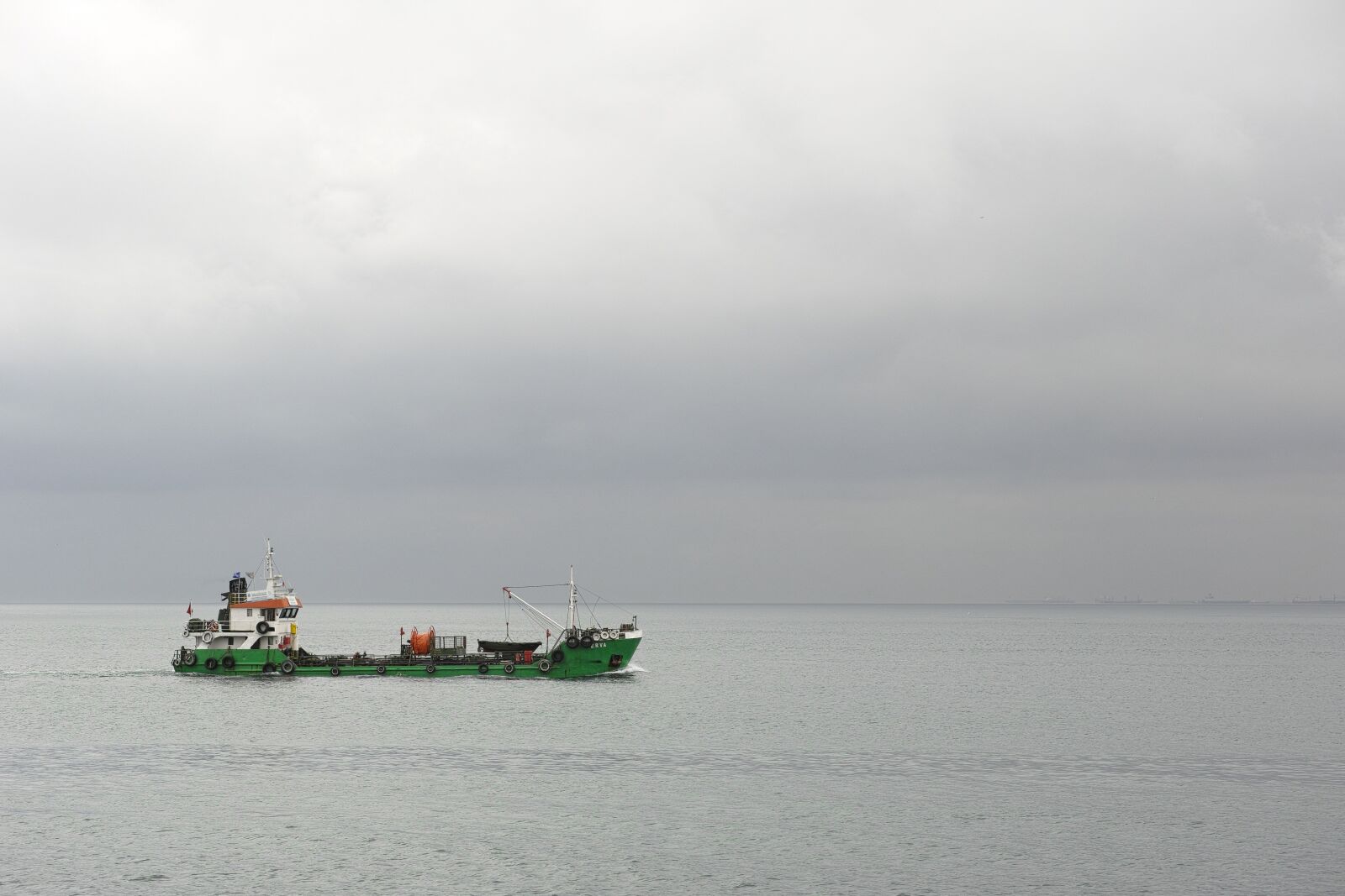 Sigma DP3 Merrill sample photo. Shipping, port, ship photography