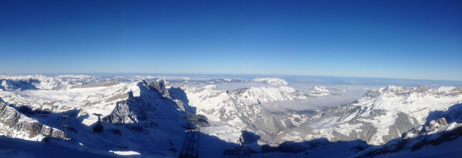 iPhone 4S back camera 4.28mm f/2.4 sample photo. Mountain panorama, winter, outlook photography