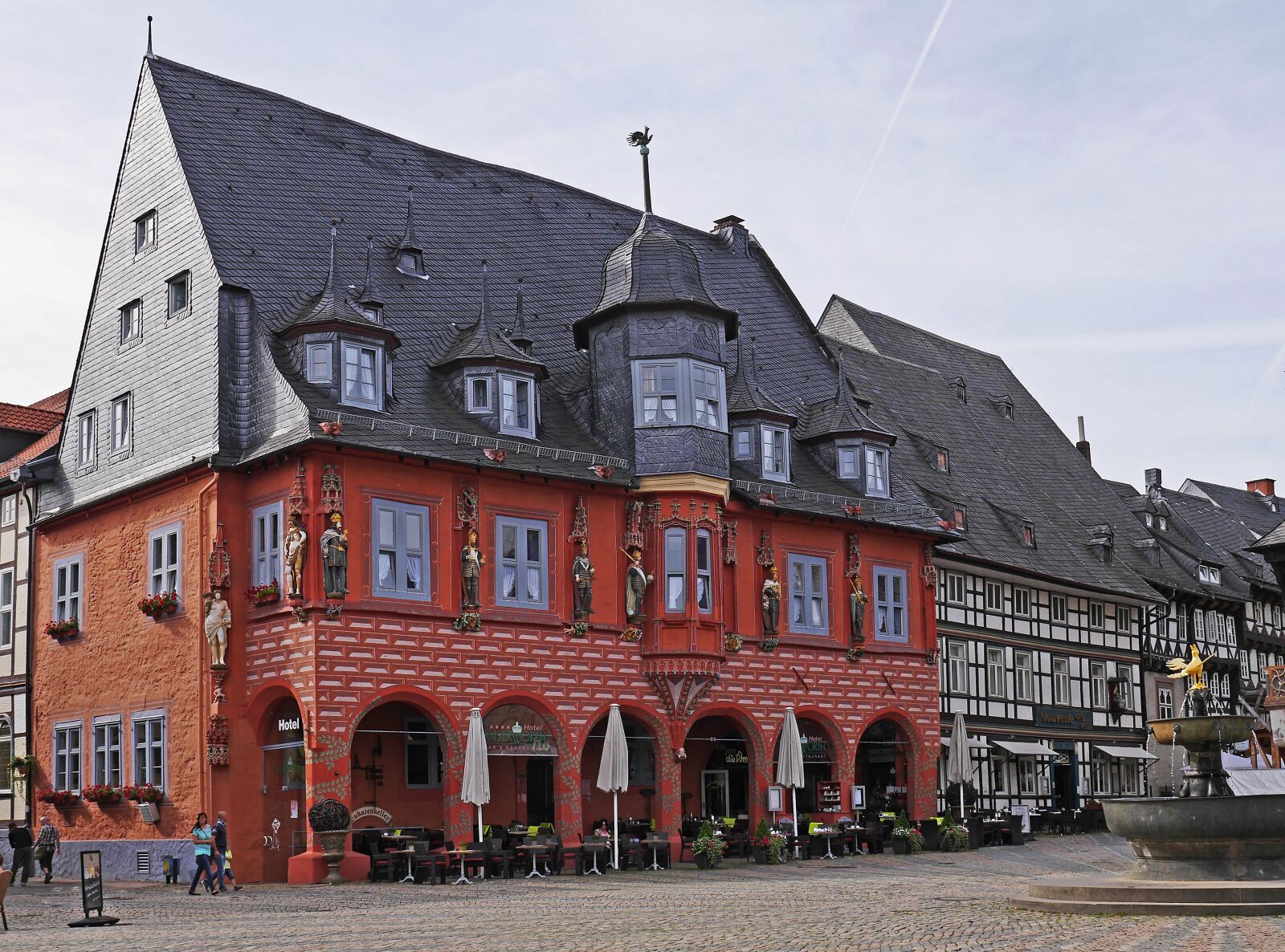 Panasonic Lumix DMC-GH3 sample photo. Marketplace, goslar, resin photography