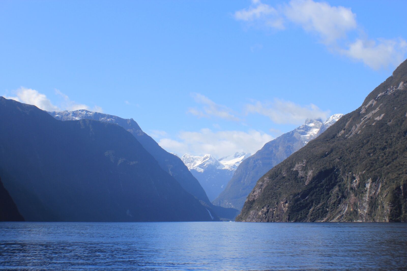 Canon EOS 600D (Rebel EOS T3i / EOS Kiss X5) sample photo. Water, mountain, nature photography