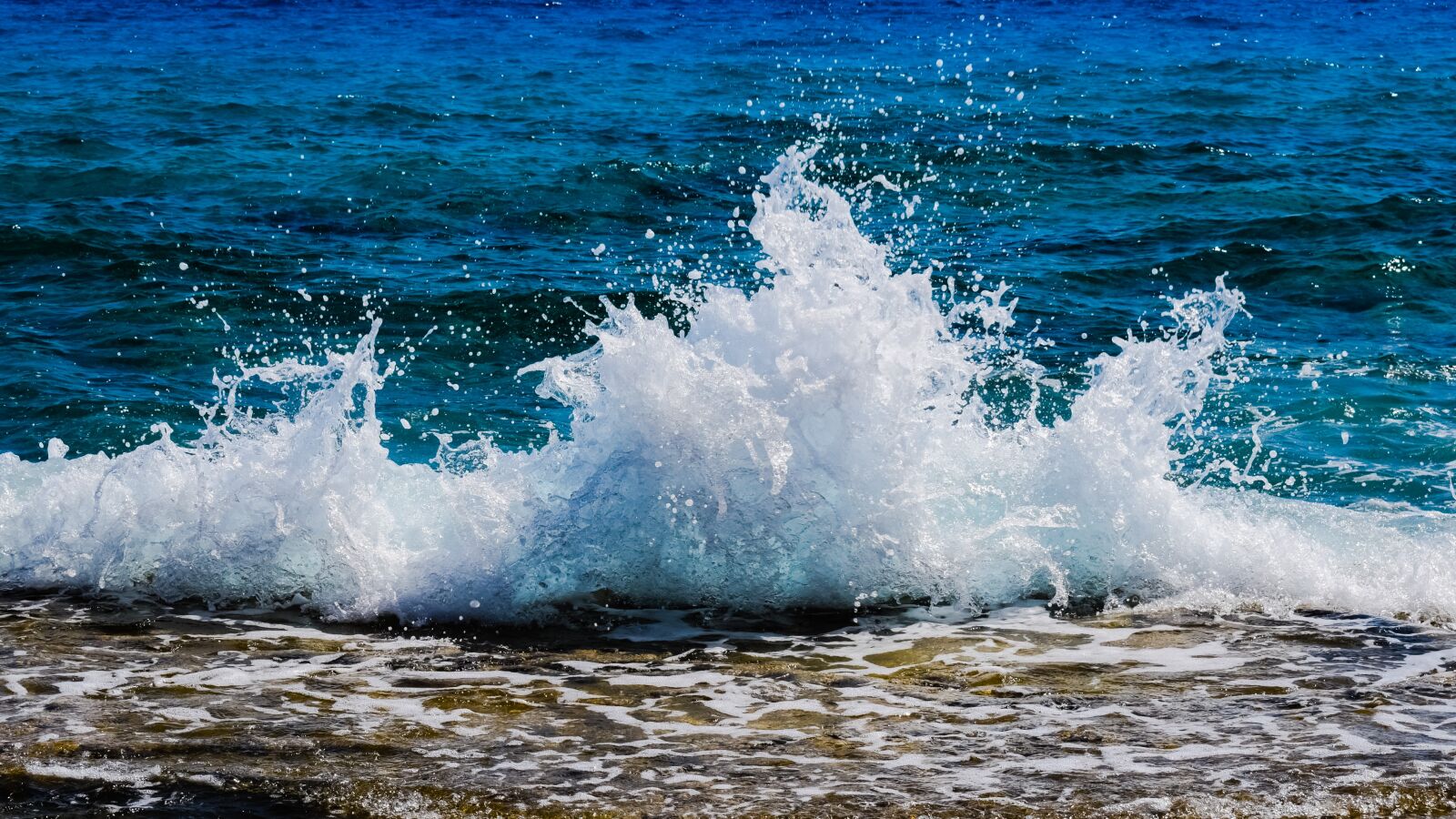 Nikon D3300 sample photo. Splash, spray, foam photography