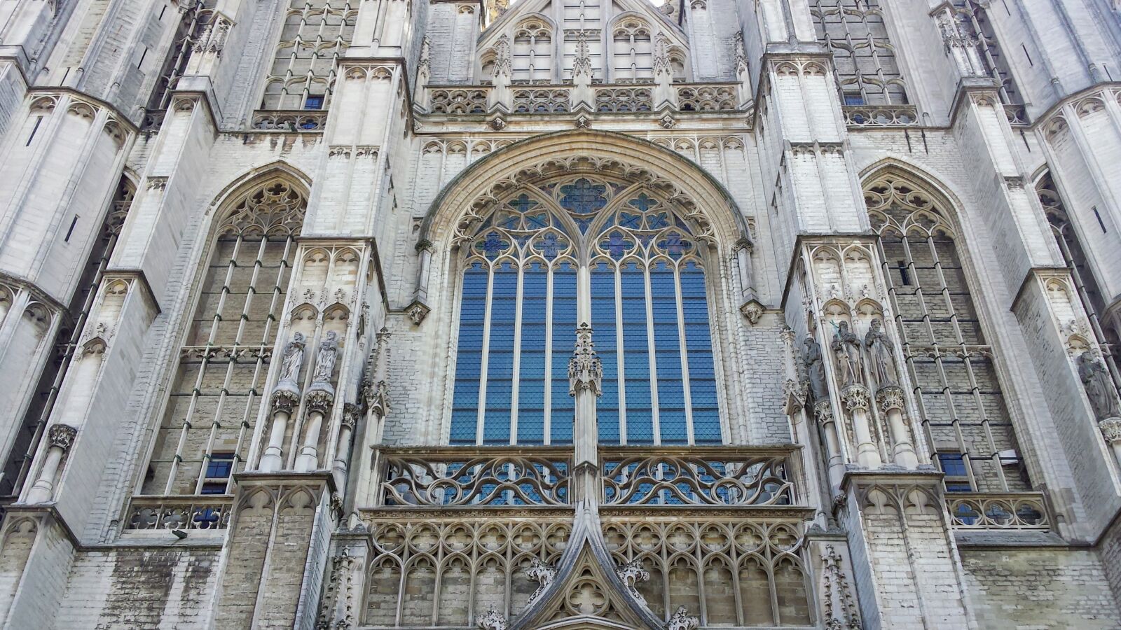 Samsung Galaxy S4 sample photo. Cathedral, antwerp, architecture photography