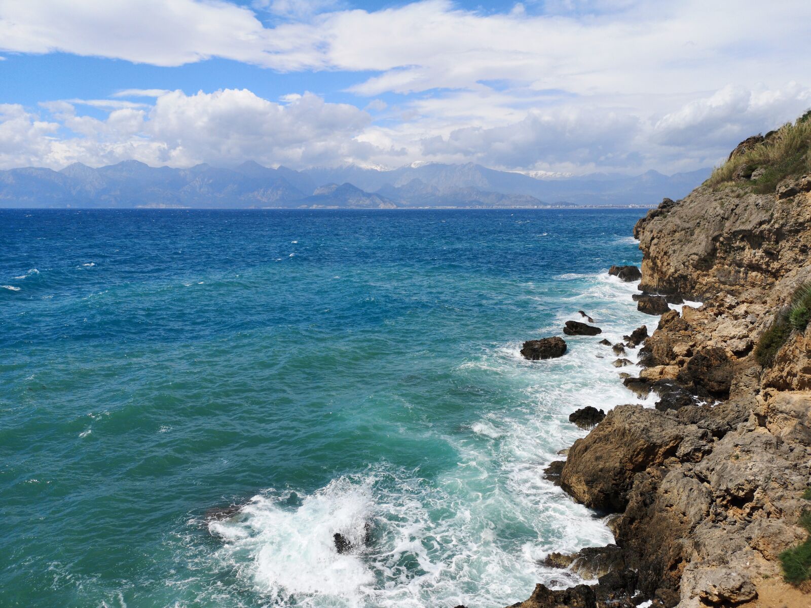 HUAWEI CLT-L09 sample photo. Landscape, marine, rocks photography
