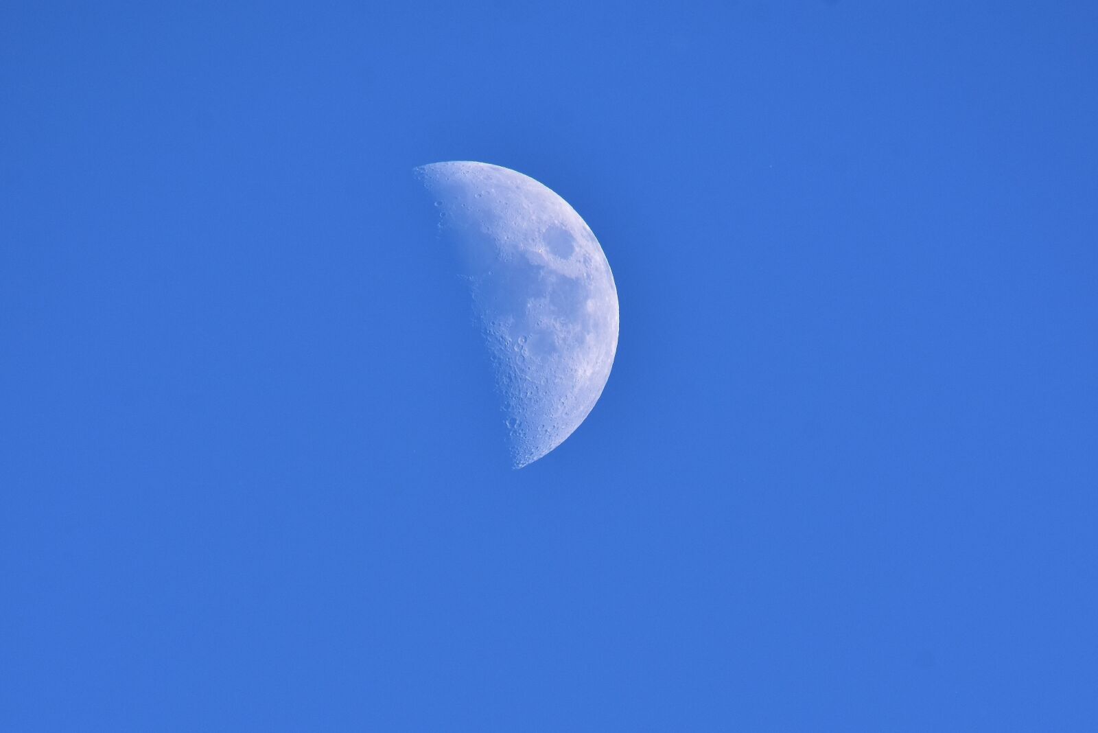 Nikon D7200 sample photo. Moon, sky, blue photography