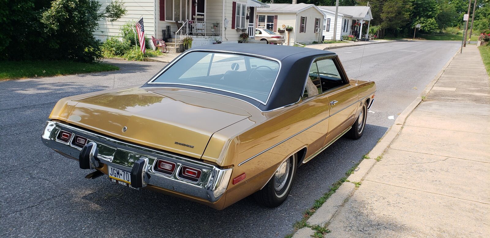 Samsung Galaxy S9+ sample photo. Dodge, swinger, classic car photography