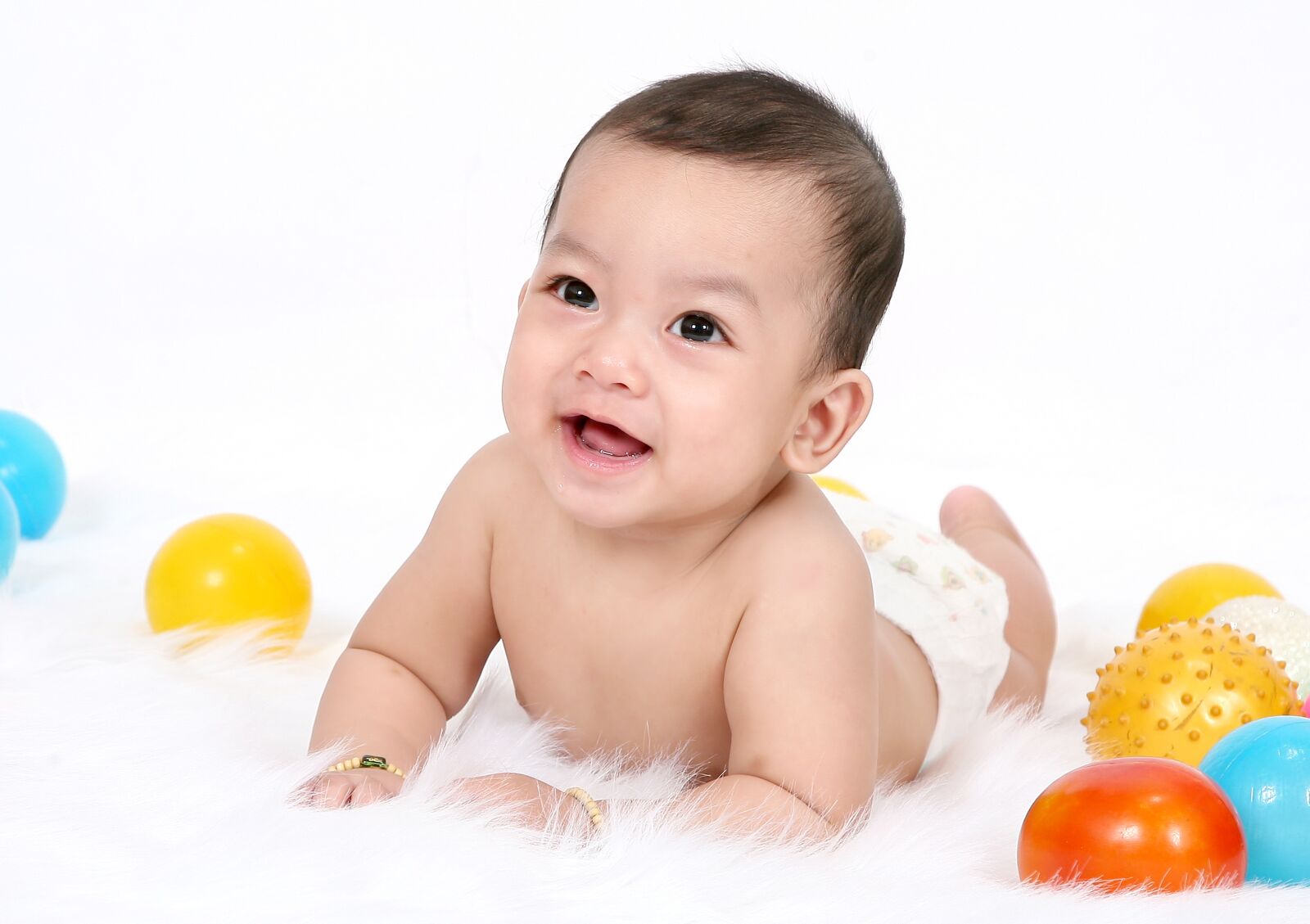 Canon EOS 5D sample photo. Vietnamese babies, innocent, beautiful photography