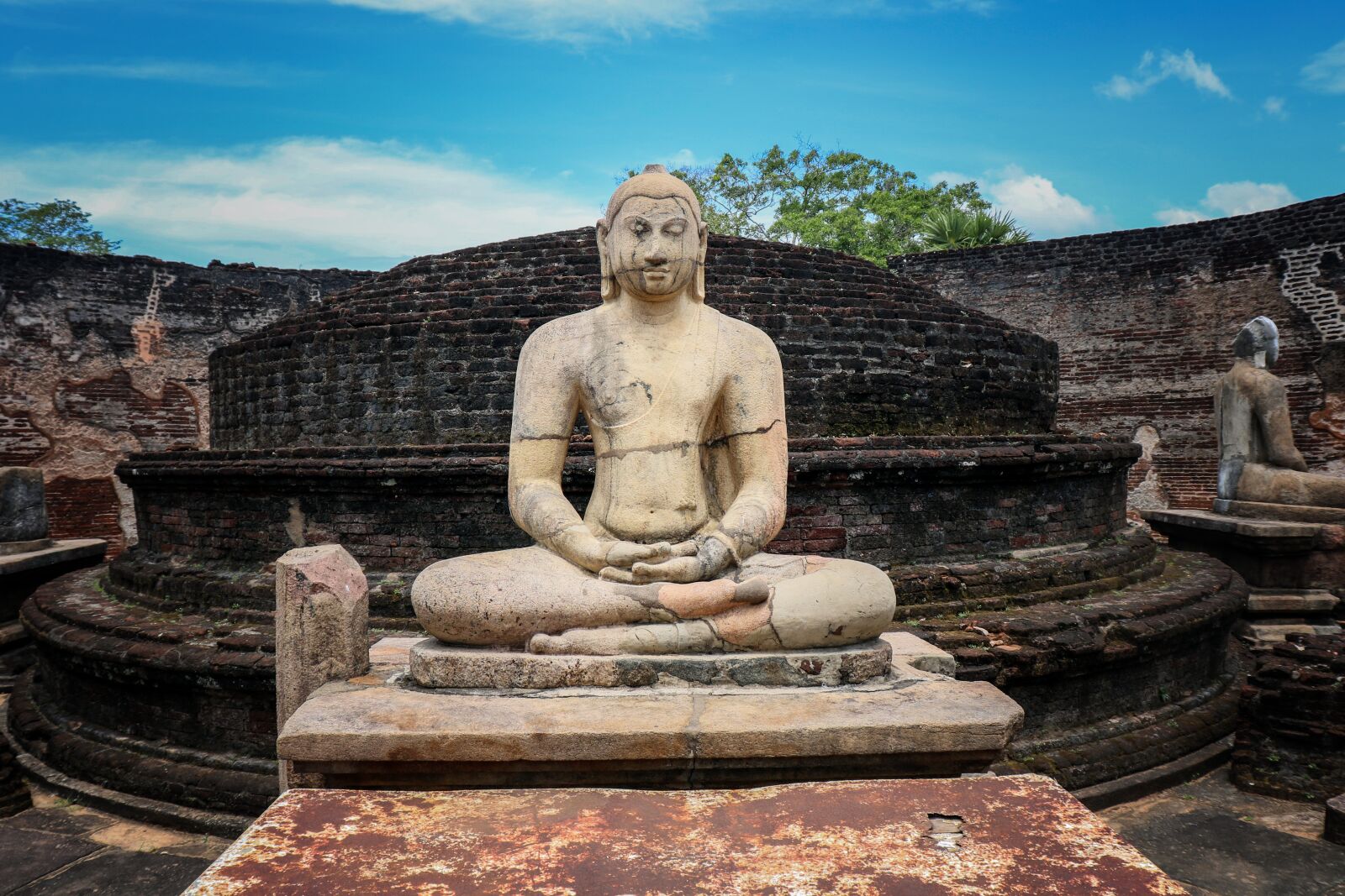Canon EOS 750D (EOS Rebel T6i / EOS Kiss X8i) sample photo. Temple, srilanka, n photography