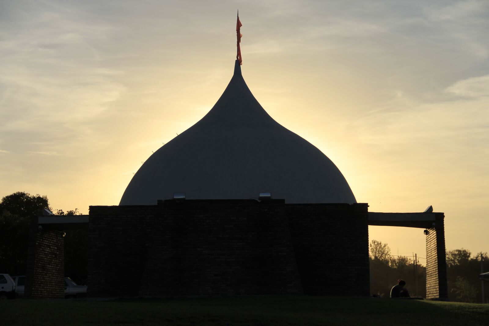 Canon EF-S 18-135mm F3.5-5.6 IS sample photo. Sunset, dome, domes photography