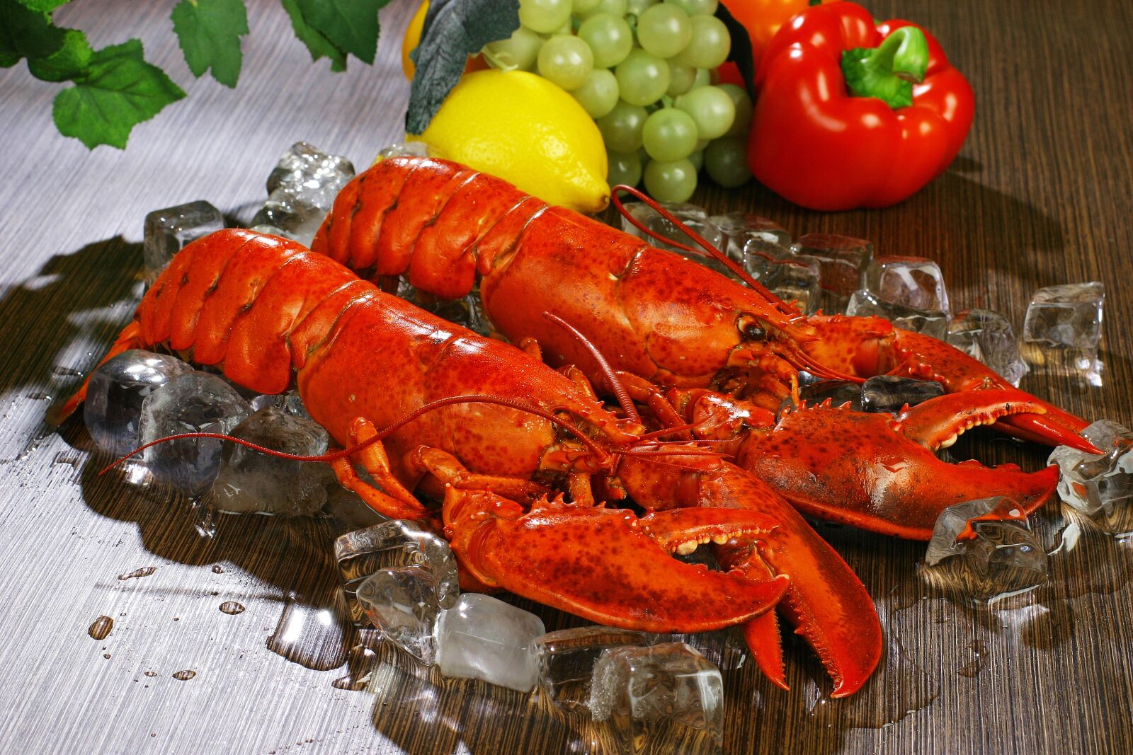 Canon EOS 10D sample photo. Lobsters, lobster, food photography