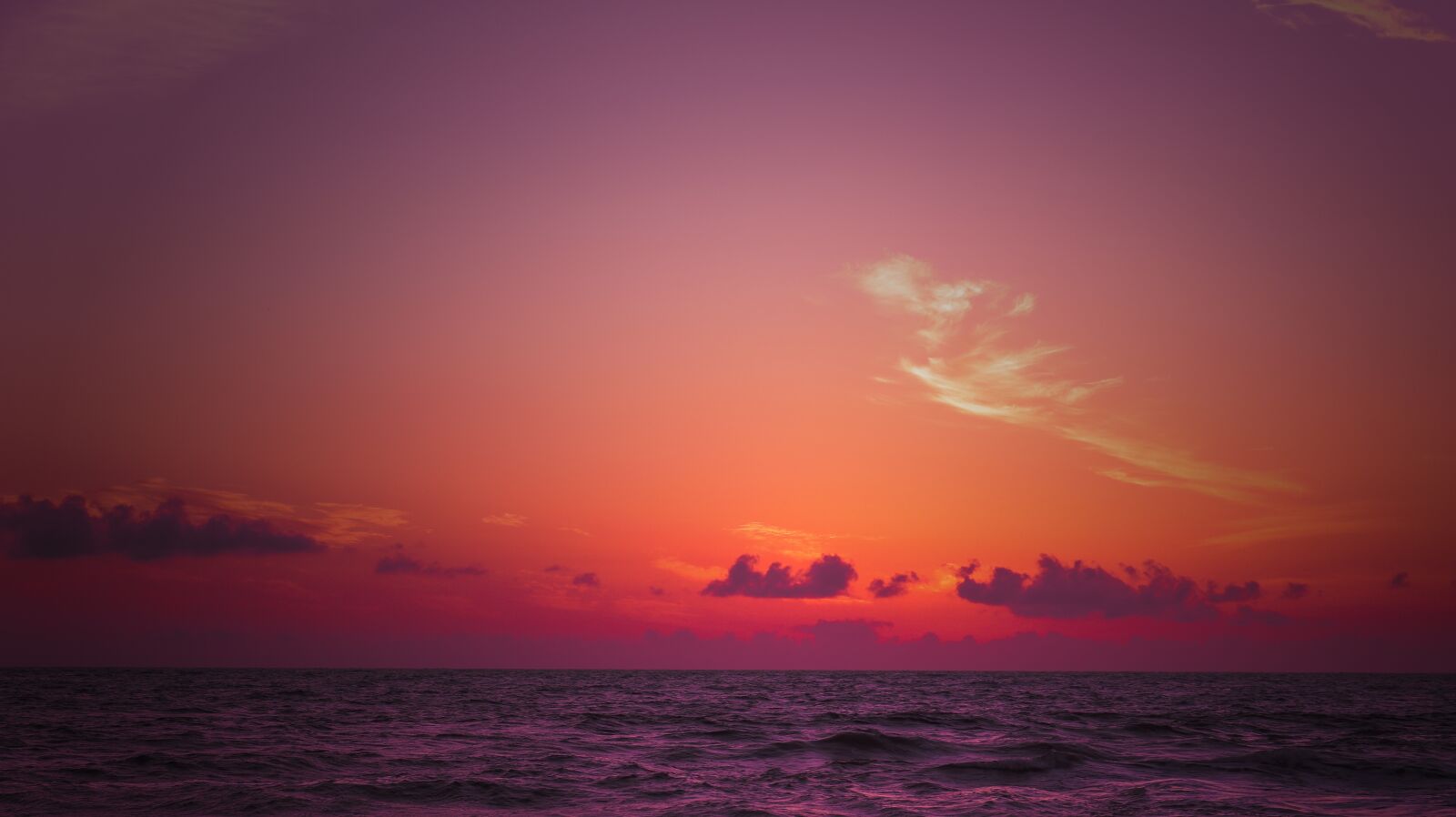 Canon EOS 750D (EOS Rebel T6i / EOS Kiss X8i) sample photo. Beach sunset, sea, ocean photography