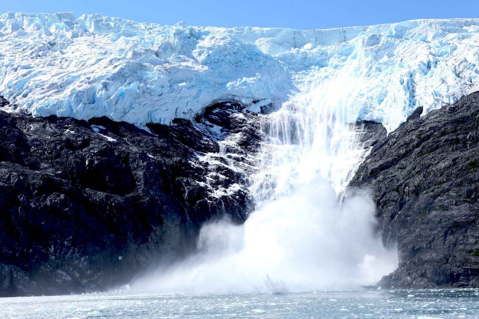 Canon EOS 5D Mark II sample photo. Glacier, alaska, united states photography