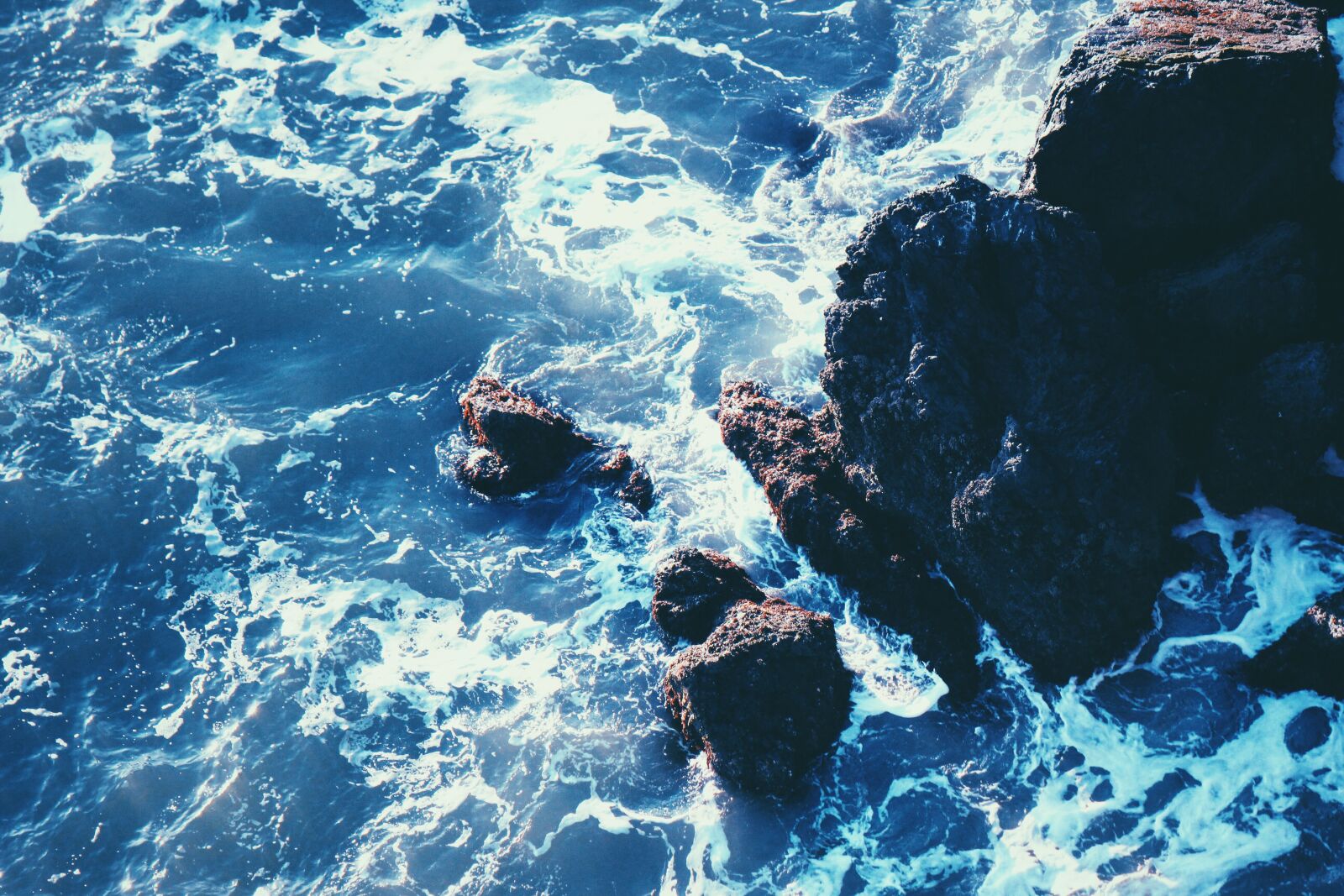 Canon EOS 600D (Rebel EOS T3i / EOS Kiss X5) sample photo. Ocean, sea, waves photography