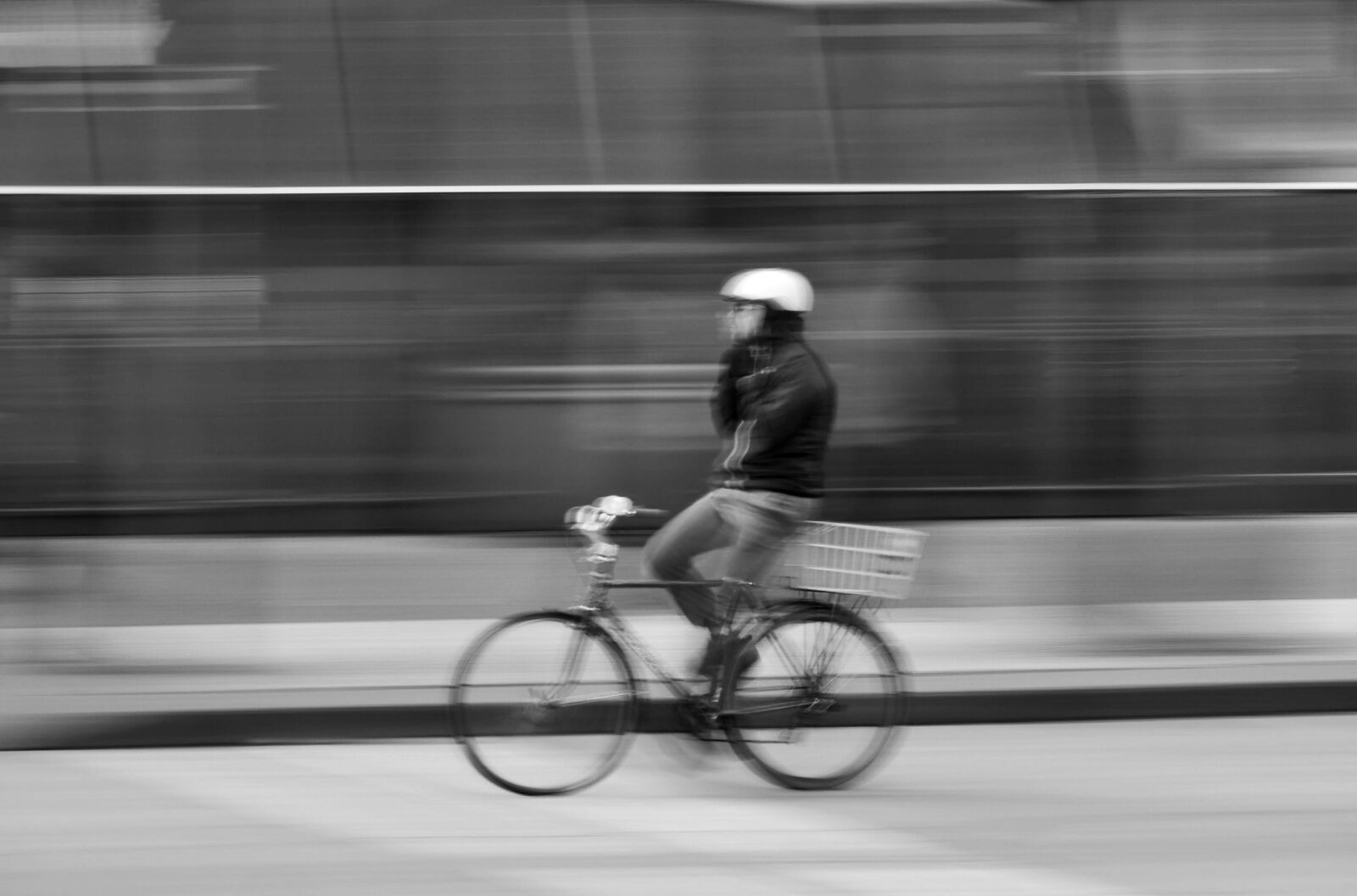 Panasonic Lumix DC-GH5 sample photo. Bike, city, streets photography