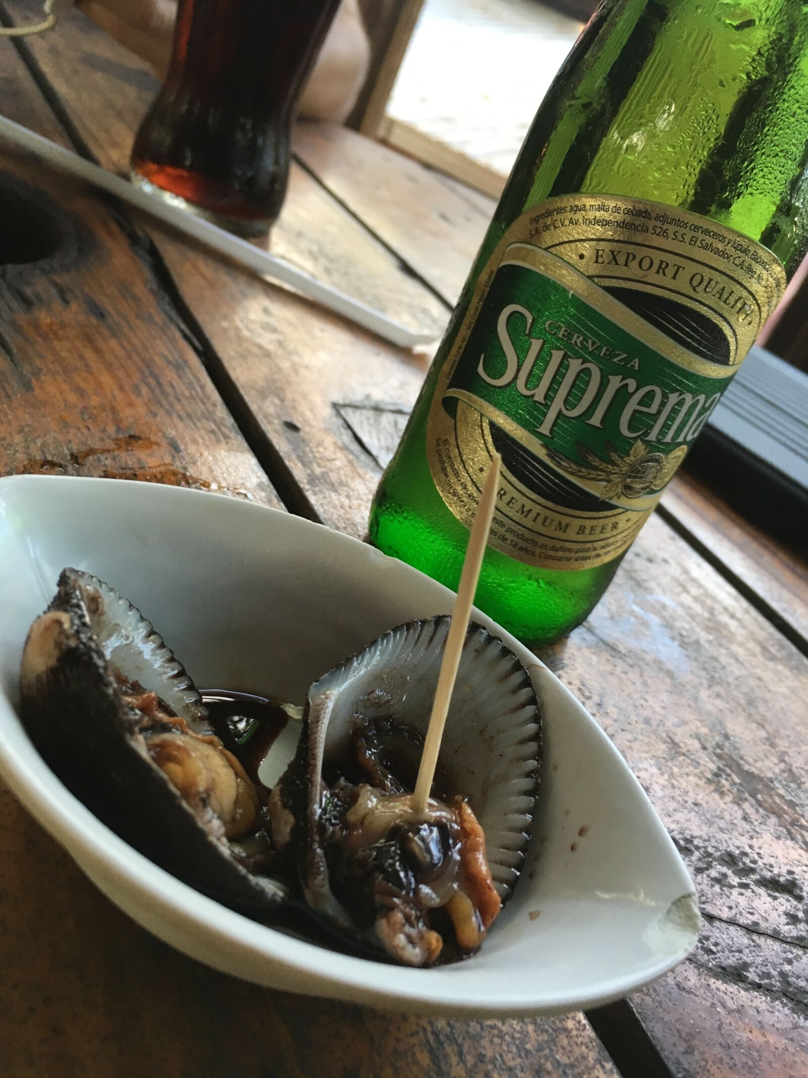 iPhone SE back camera 4.15mm f/2.2 sample photo. Seafood, curiles, beer photography