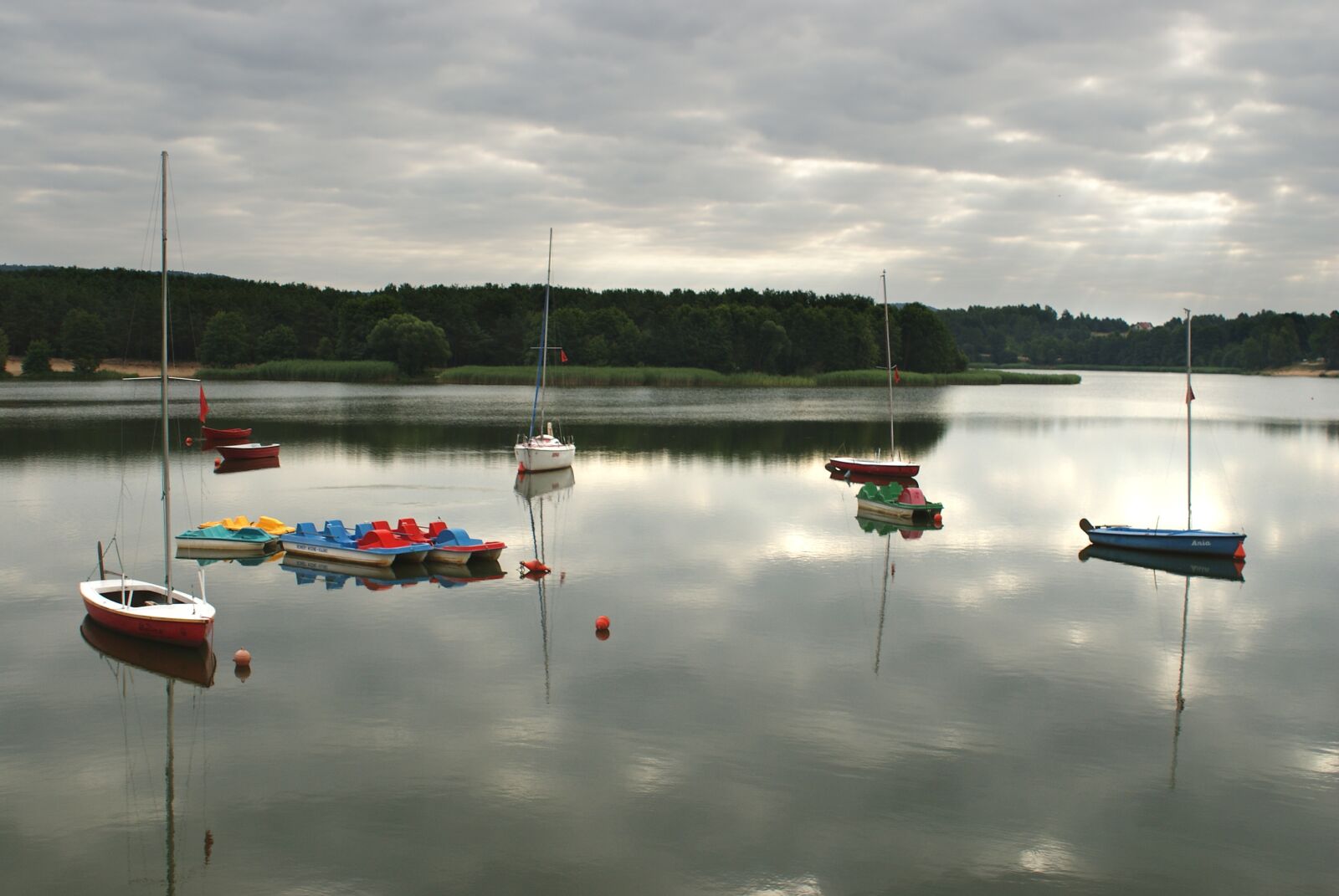 Sony Alpha DSLR-A200 sample photo. Sailboat, boat, yacht photography