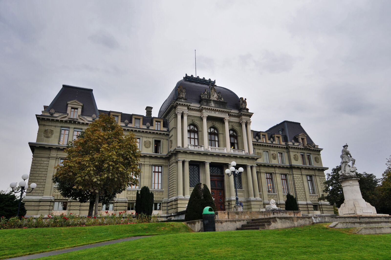 Nikon D300S sample photo. District court, lausanne, vaud photography