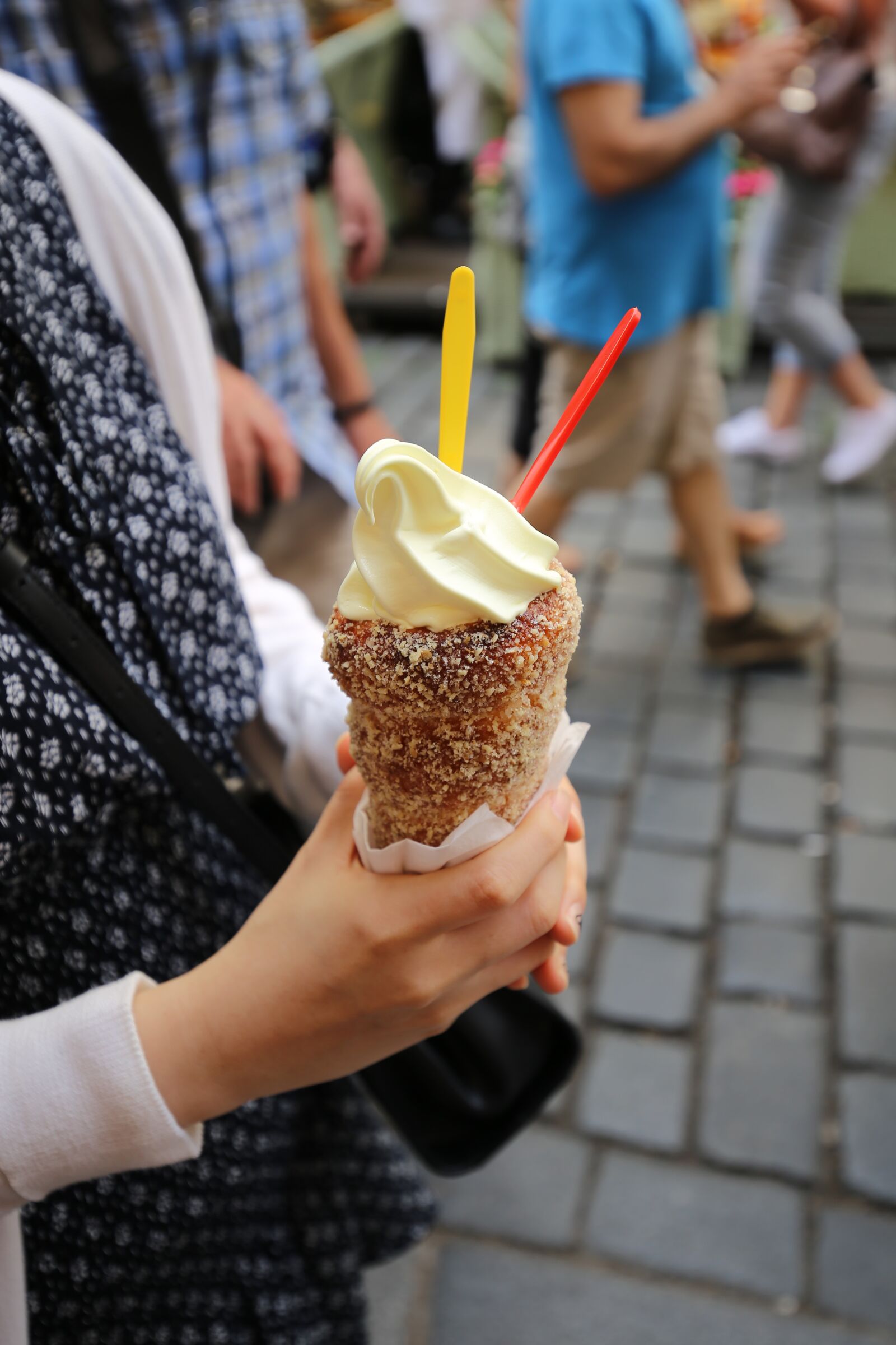 Canon EF 16-35mm F4L IS USM sample photo. Trdlo, icecream, czech republic photography