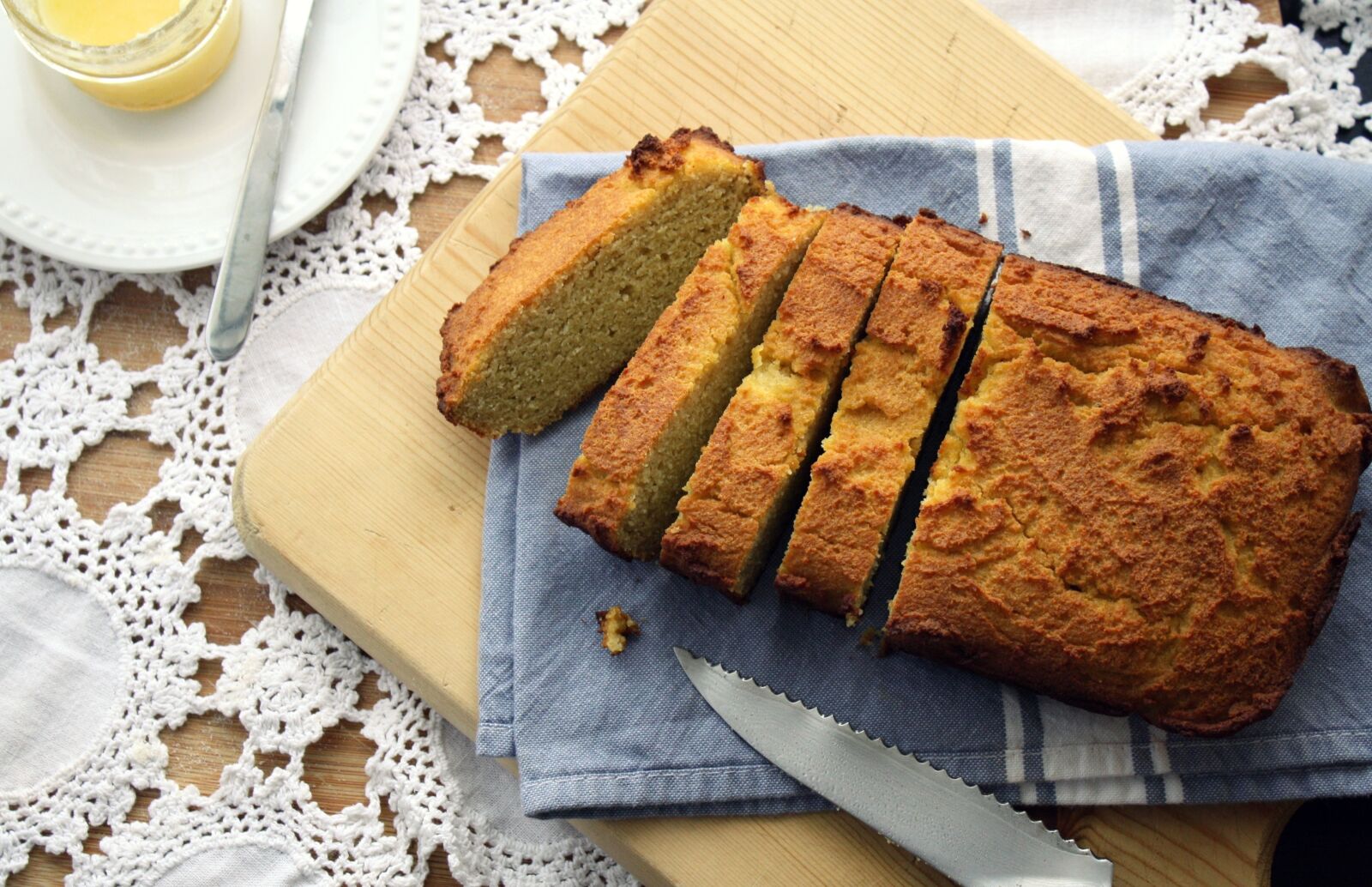 Canon EOS 1000D (EOS Digital Rebel XS / EOS Kiss F) sample photo. Bread, gluten free, homemade photography