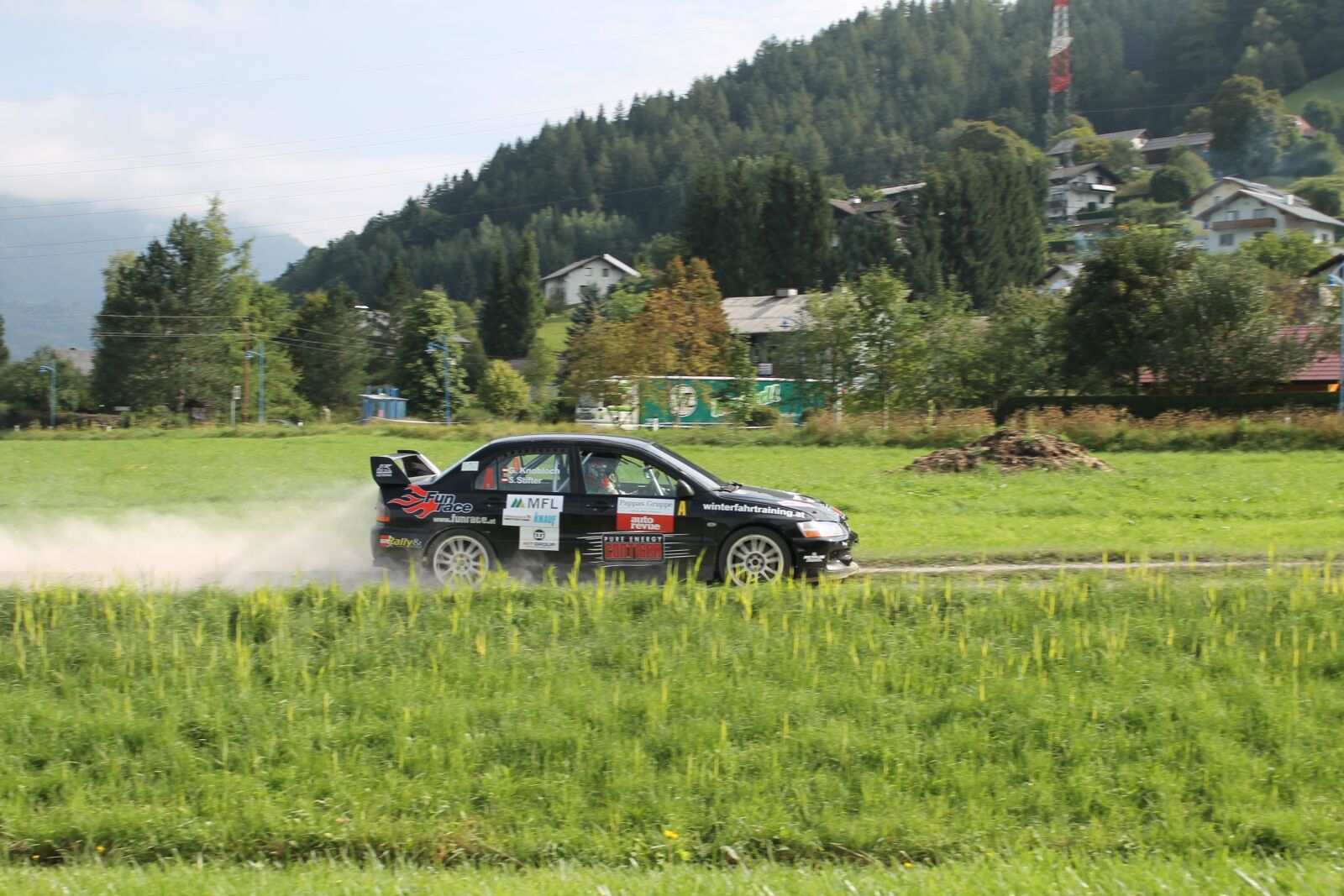 Canon EOS 1100D (EOS Rebel T3 / EOS Kiss X50) sample photo. Auto, rally, racing car photography