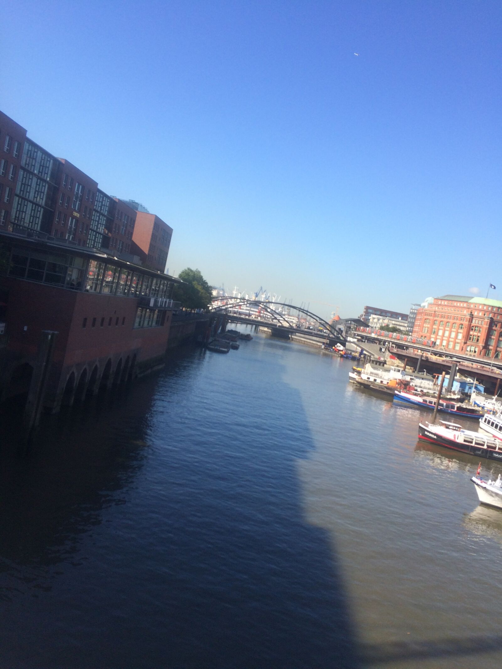 iPhone 5s back camera 4.15mm f/2.2 sample photo. Blue, waters, hamburg photography
