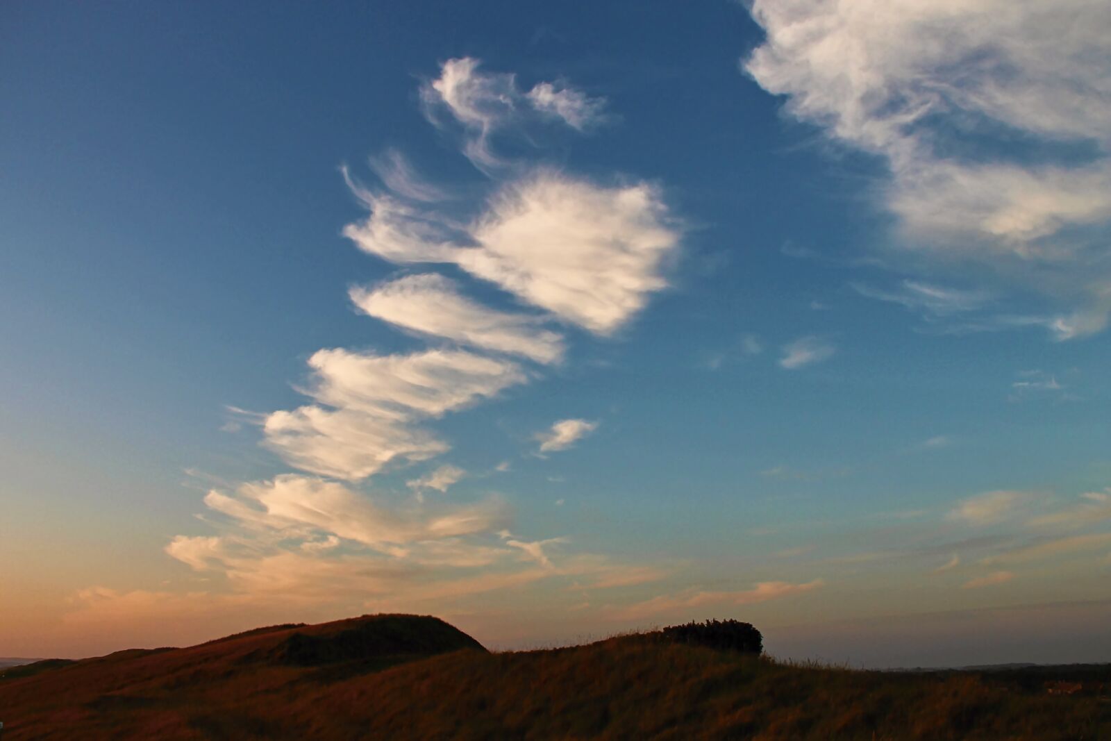 Canon EOS 1100D (EOS Rebel T3 / EOS Kiss X50) sample photo. Evening sky, clouds, sunset photography