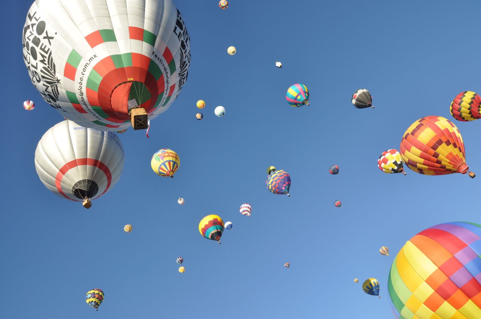 Nikon D90 sample photo. Sky, balloon, air photography