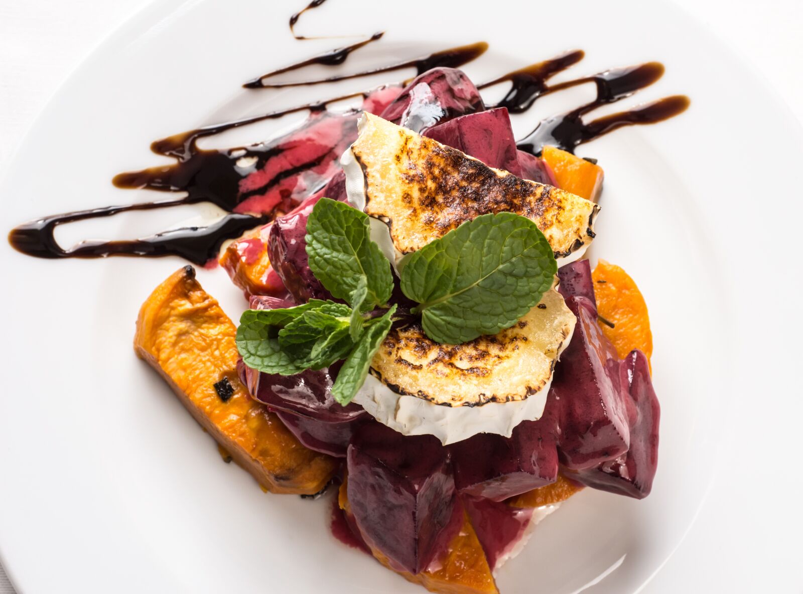 Nikon D7200 sample photo. Gourmet salad, pumpkin salad photography