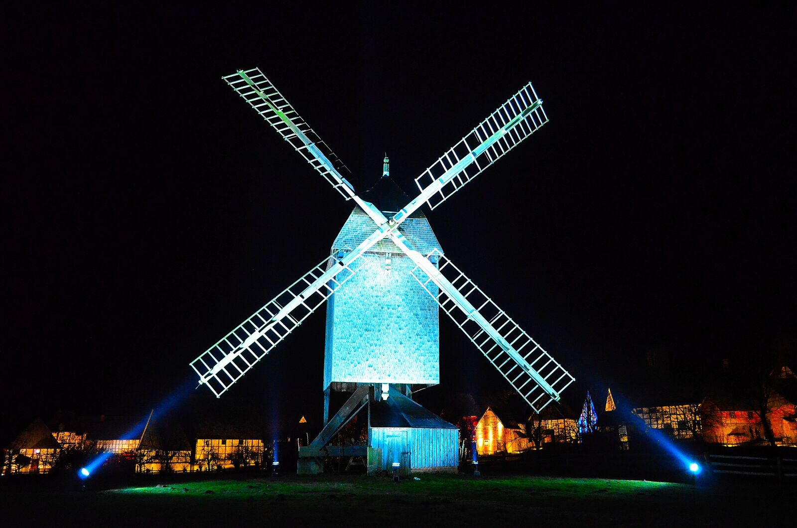 Nikon D5100 sample photo. Windmill, lighting, historically photography