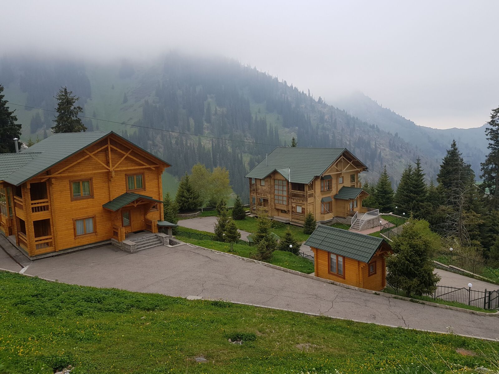 Samsung Galaxy S8+ sample photo. Mountains, almaty, tourism photography