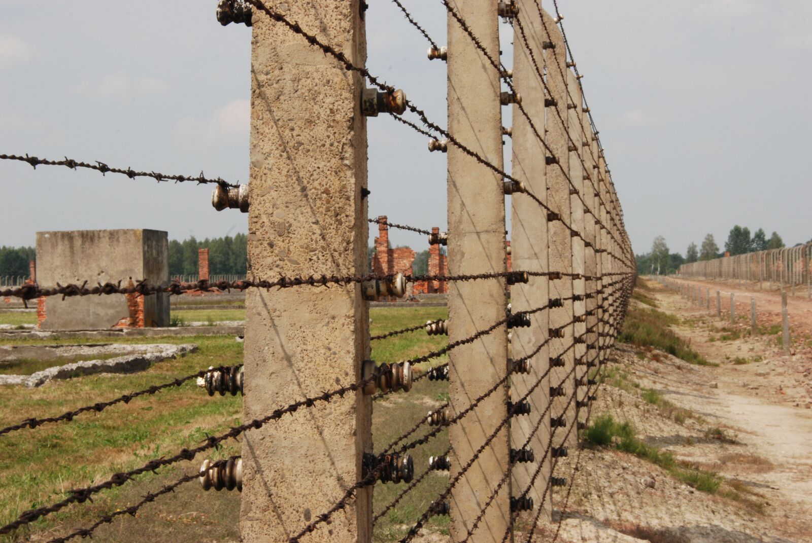 Nikon D80 sample photo. Poland, auschwitz-birkenau, concentration camp photography