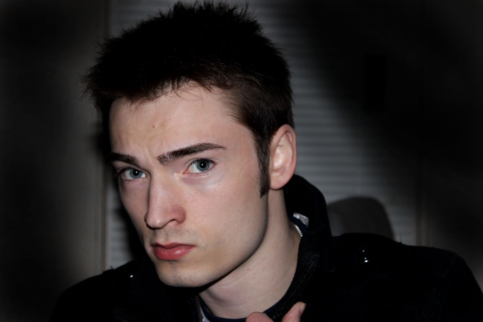 Canon EOS 600D (Rebel EOS T3i / EOS Kiss X5) sample photo. Vampire, dark, killer photography