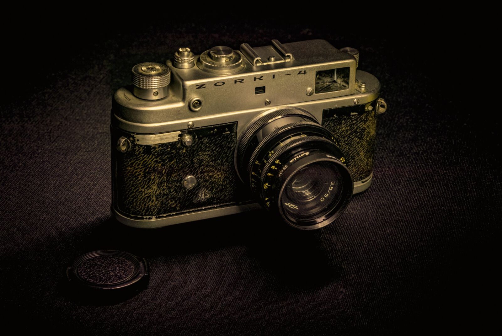 Canon EOS 80D + Canon EF-S 60mm F2.8 Macro USM sample photo. Zorki, camera, vintage photography