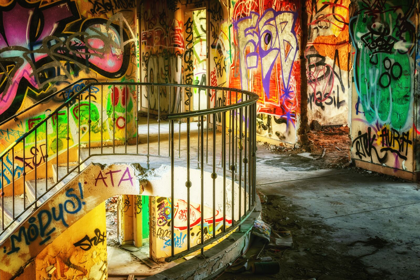 Nikon D3300 sample photo. Abandoned place, graffiti, old photography