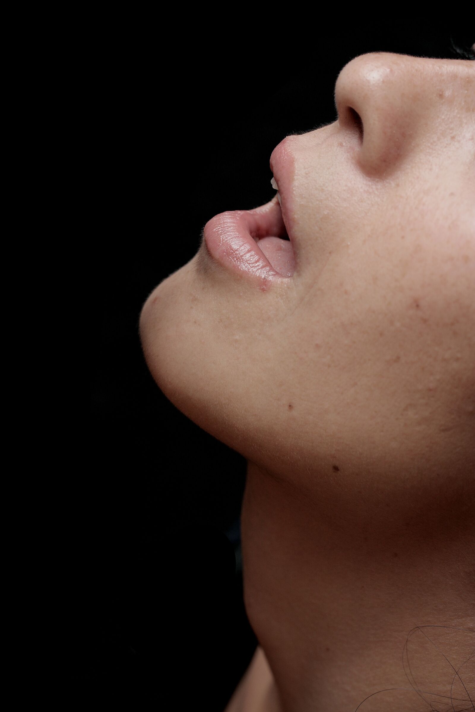Canon EOS 40D sample photo. Woman, skin, portrait photography