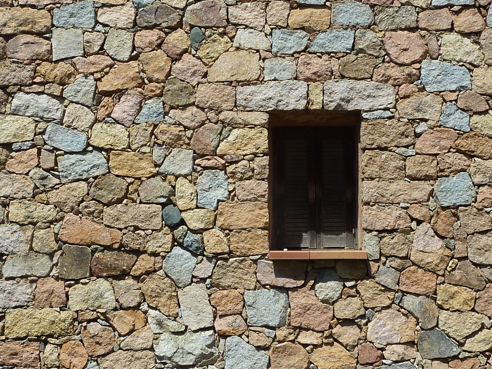 Panasonic DMC-TZ7 sample photo. Window, corsican, wall photography