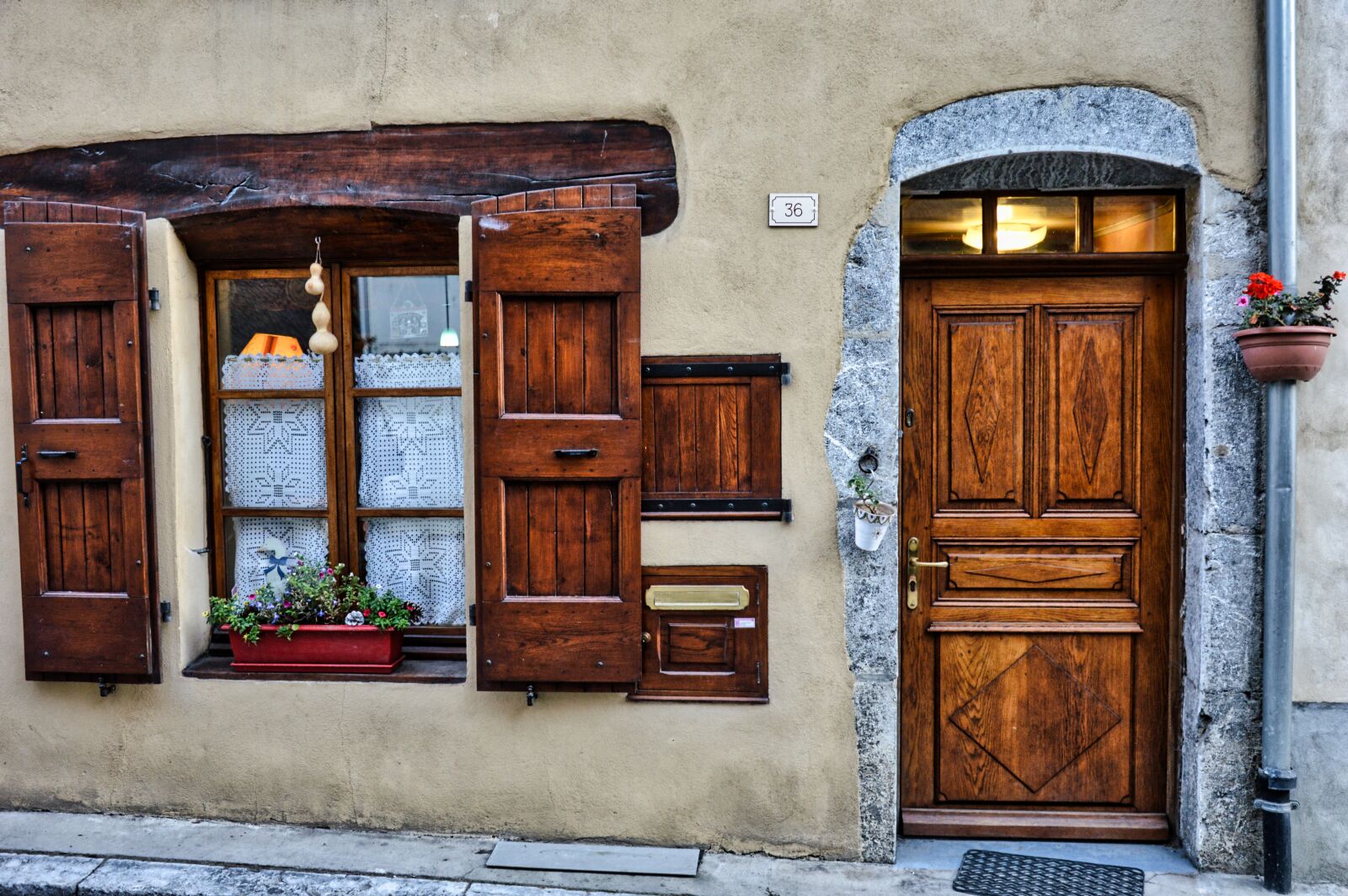 Nikon D3200 sample photo. Door, window, house photography