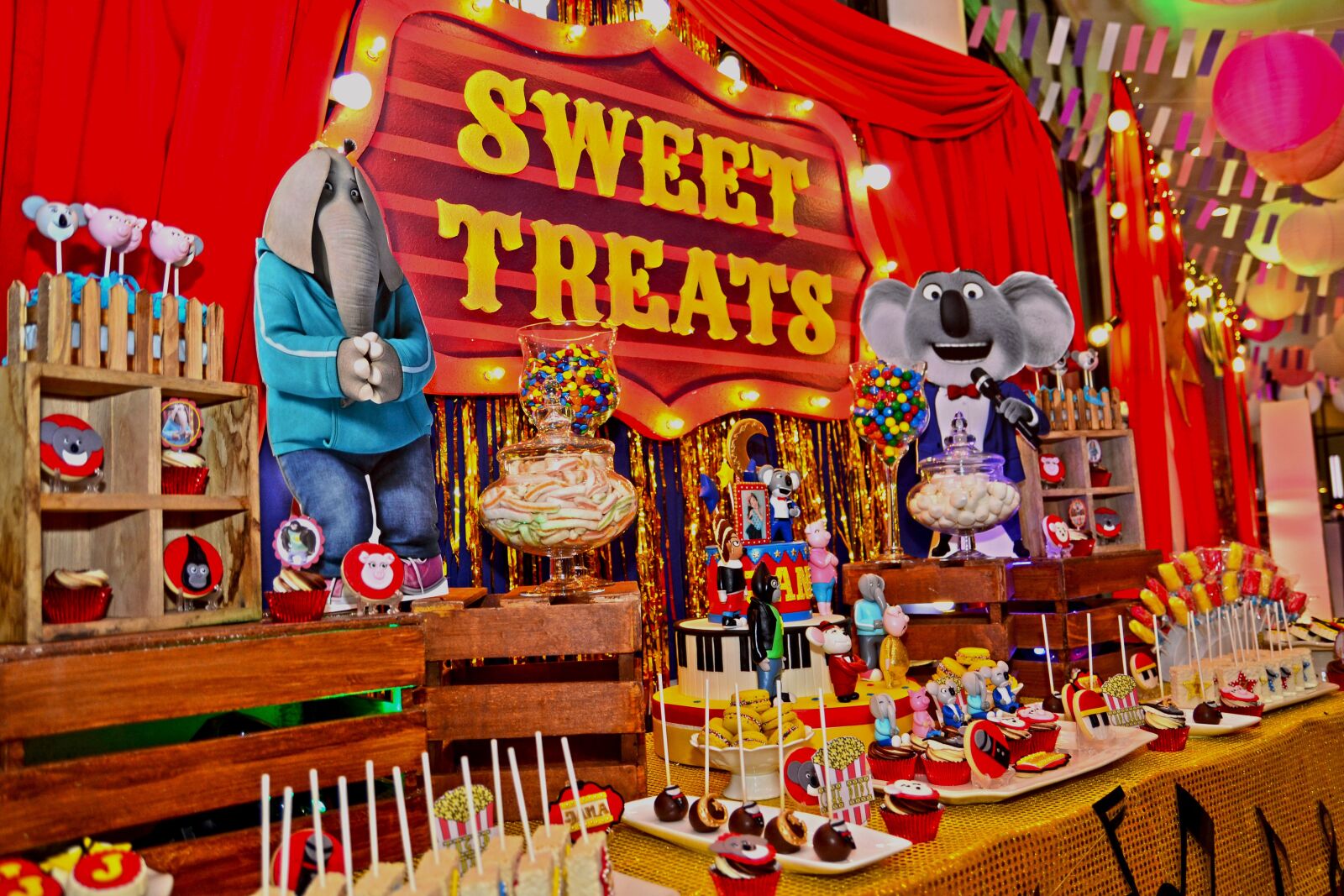 Nikon D3100 sample photo. Market, stock, shopping photography