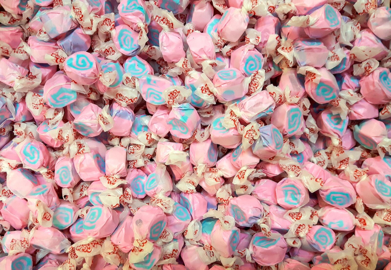 Samsung Galaxy S5 Neo sample photo. Candy, sweet, eat photography