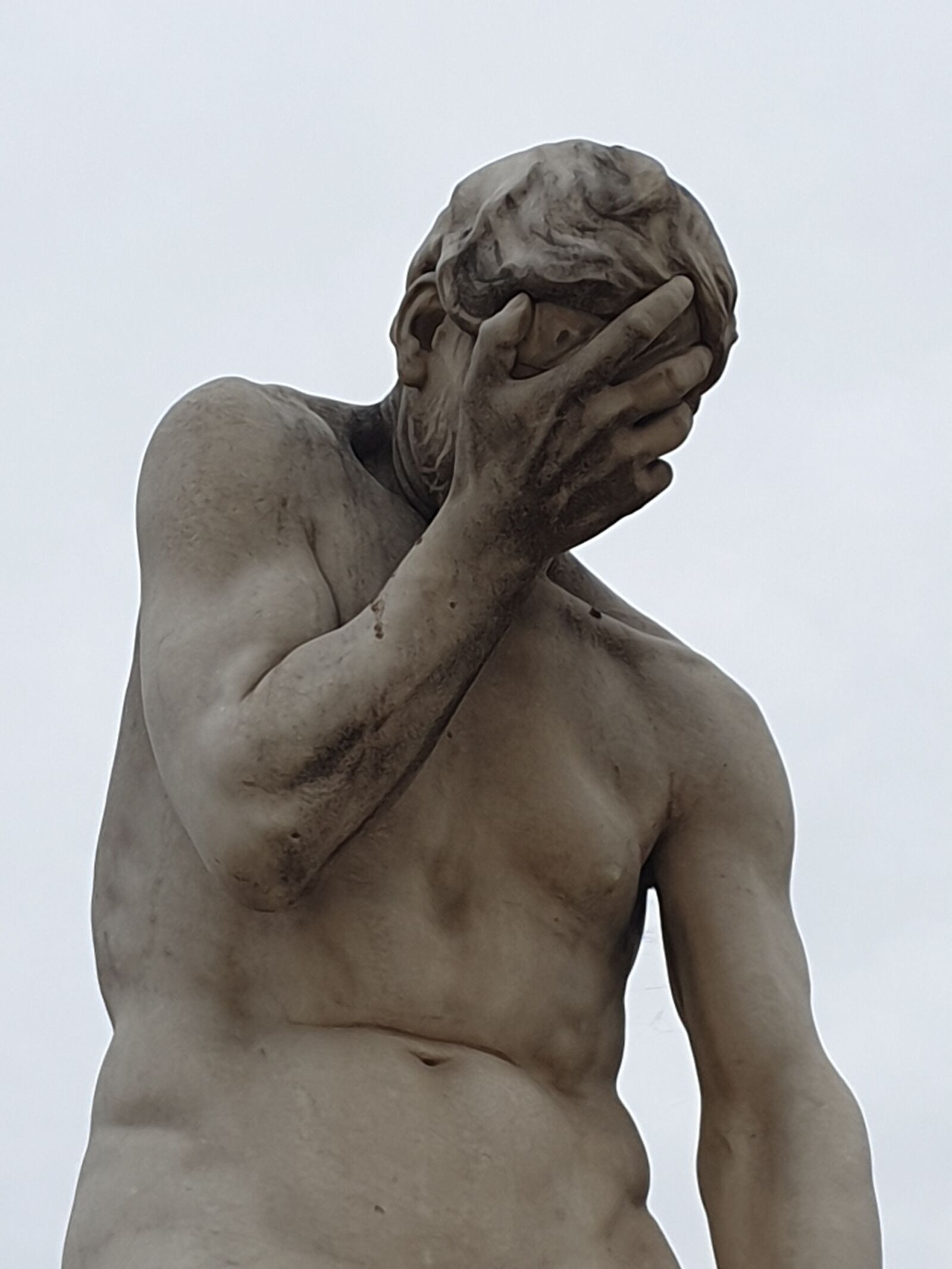 Samsung Galaxy S9 sample photo. Despair, jardin des tuileries photography