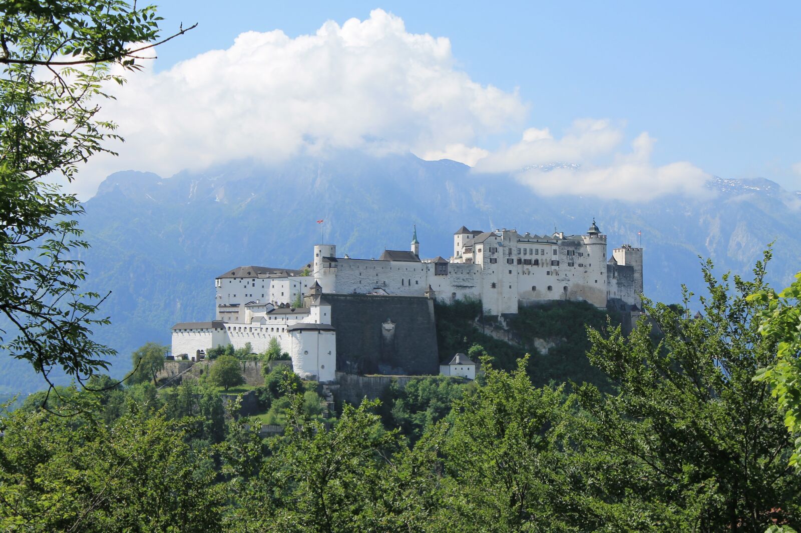 Canon EOS 1100D (EOS Rebel T3 / EOS Kiss X50) sample photo. Salzburg, castle, austria photography