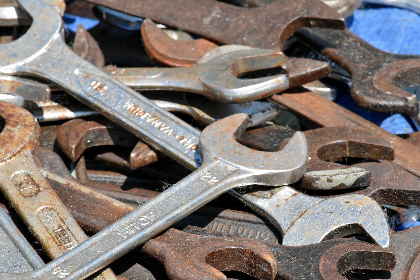 Nikon D5500 sample photo. Cast iron, metal, rust photography