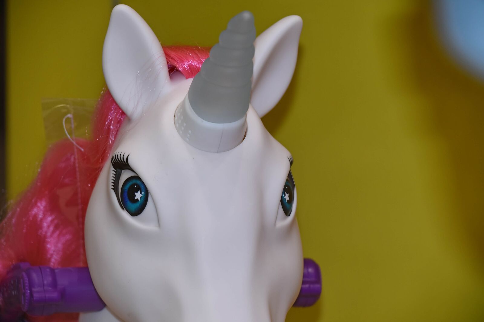 Nikon D5500 sample photo. Horse, toyshop, white, toy photography