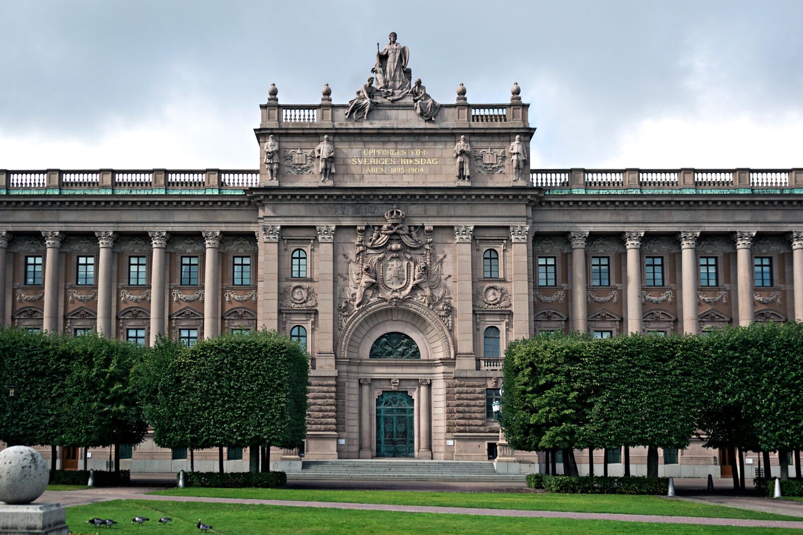 Nikon D5300 sample photo. The swedish parliament, building photography