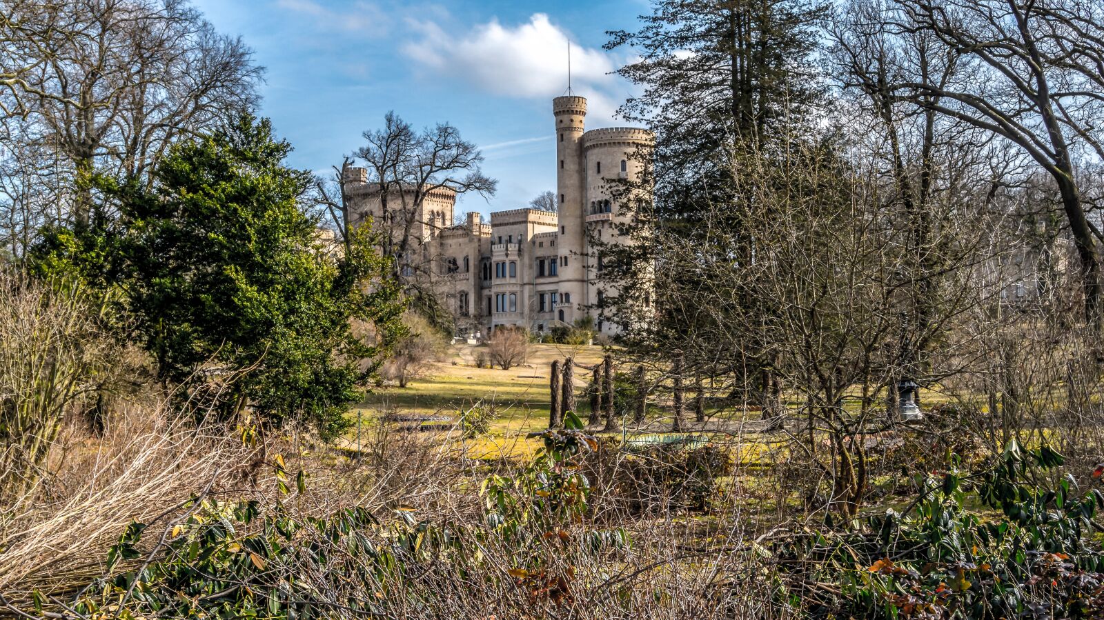 Sony Alpha a5000 (ILCE 5000) sample photo. Nature, castle, landscape photography