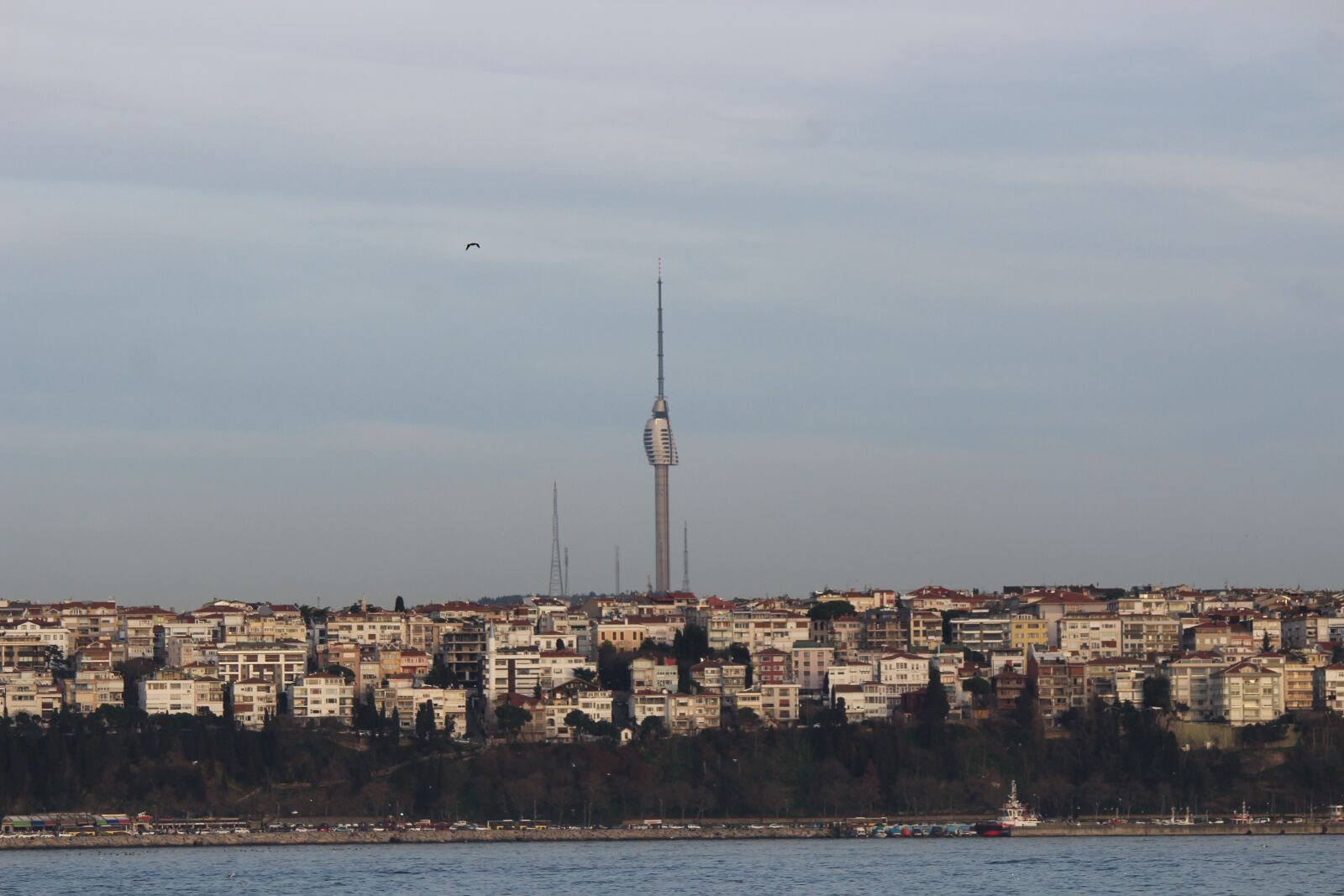 Canon EOS 1300D (EOS Rebel T6 / EOS Kiss X80) sample photo. Istanbul, marine, architecture photography