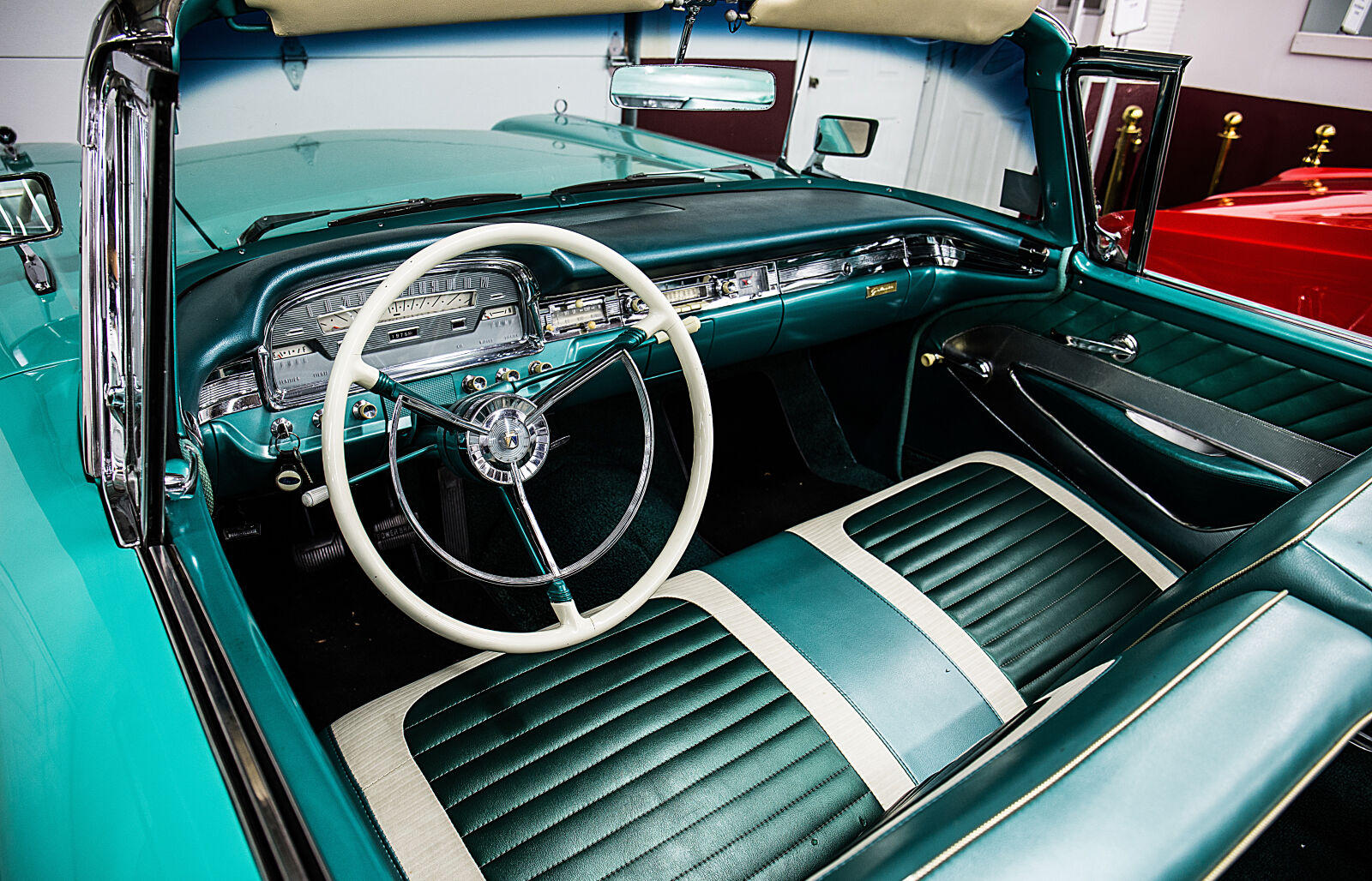 Canon EF 24-70mm F4L IS USM sample photo. American, car, chrome, dashboard photography