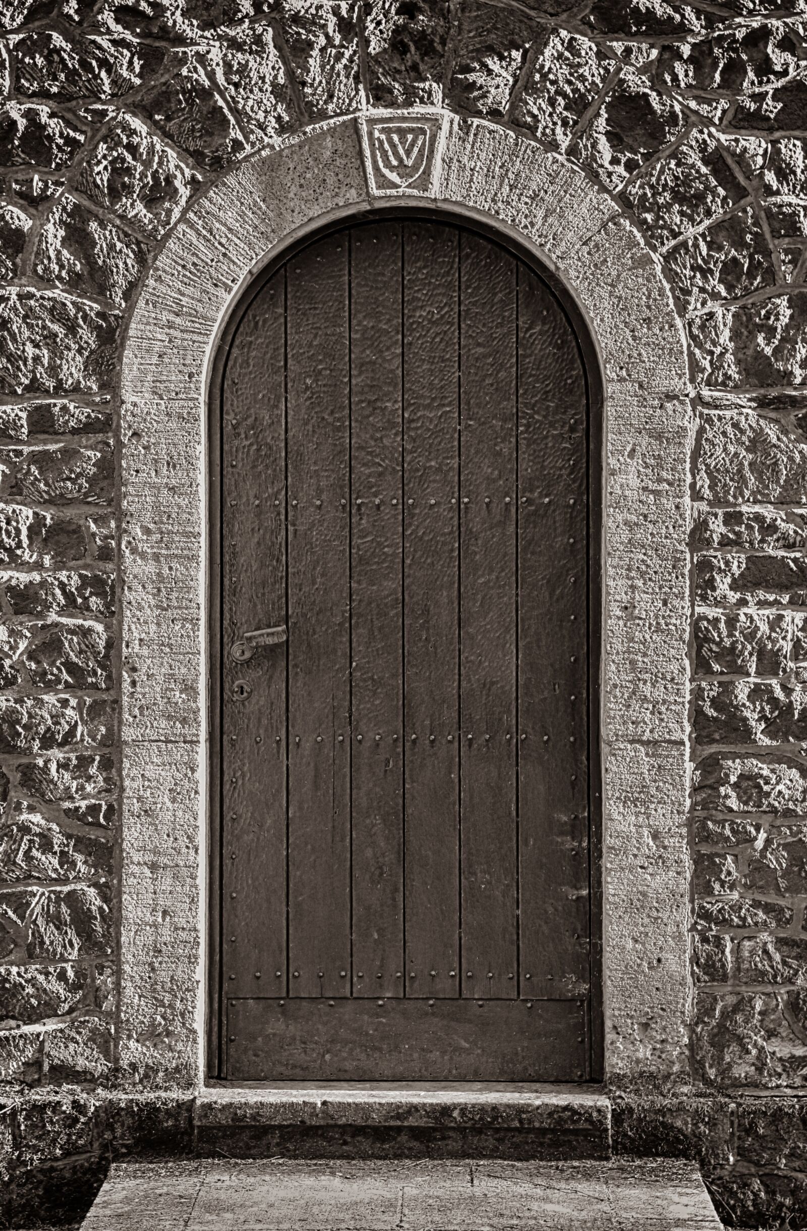 Canon EOS 80D sample photo. Goal, door, wooden door photography