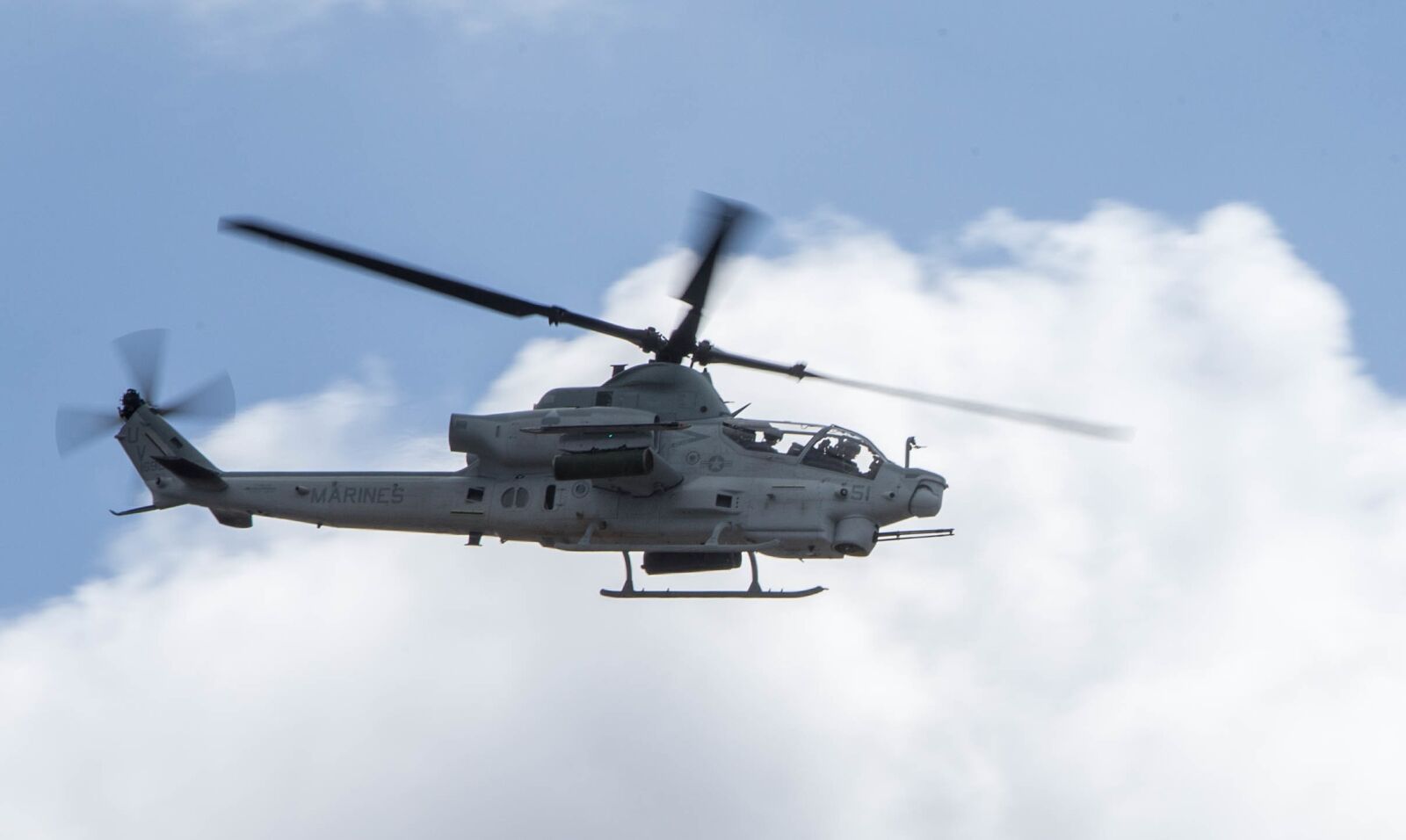 Canon EOS-1D X + Canon EF 70-200mm F2.8L IS USM sample photo. Ah-1z viper, attack helicopter photography