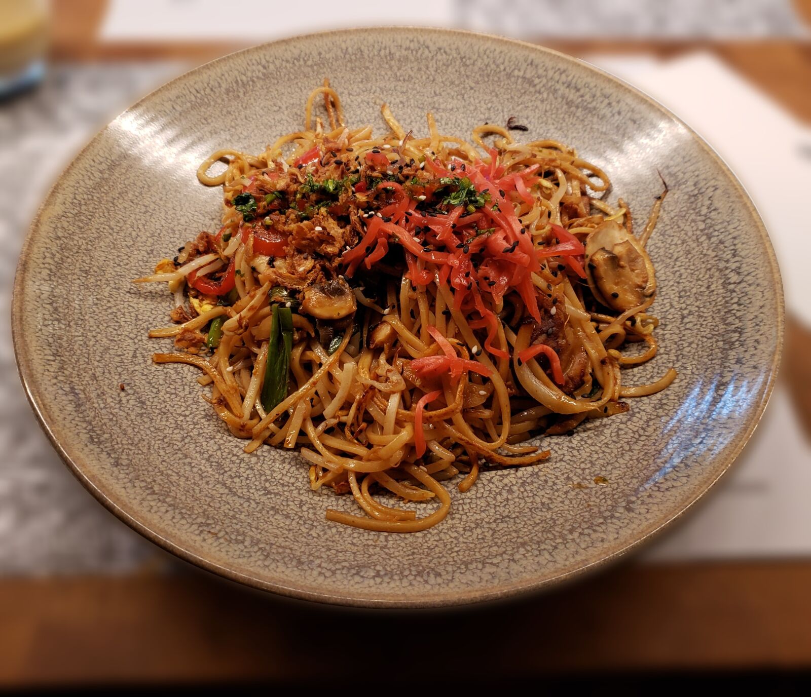 Samsung Galaxy S9 sample photo. Soba, noodles, food photography